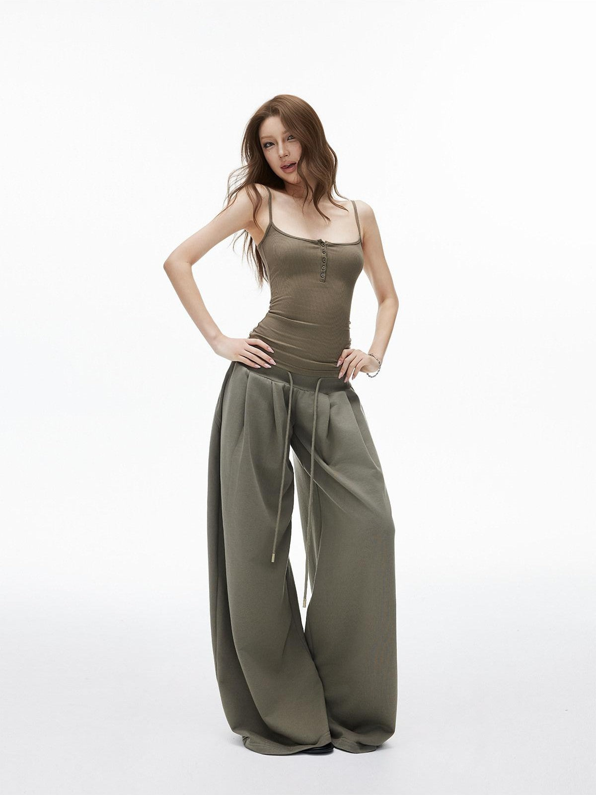 iamxiaa Double Pleated Low Rise Drawstring Wide Waist Women&