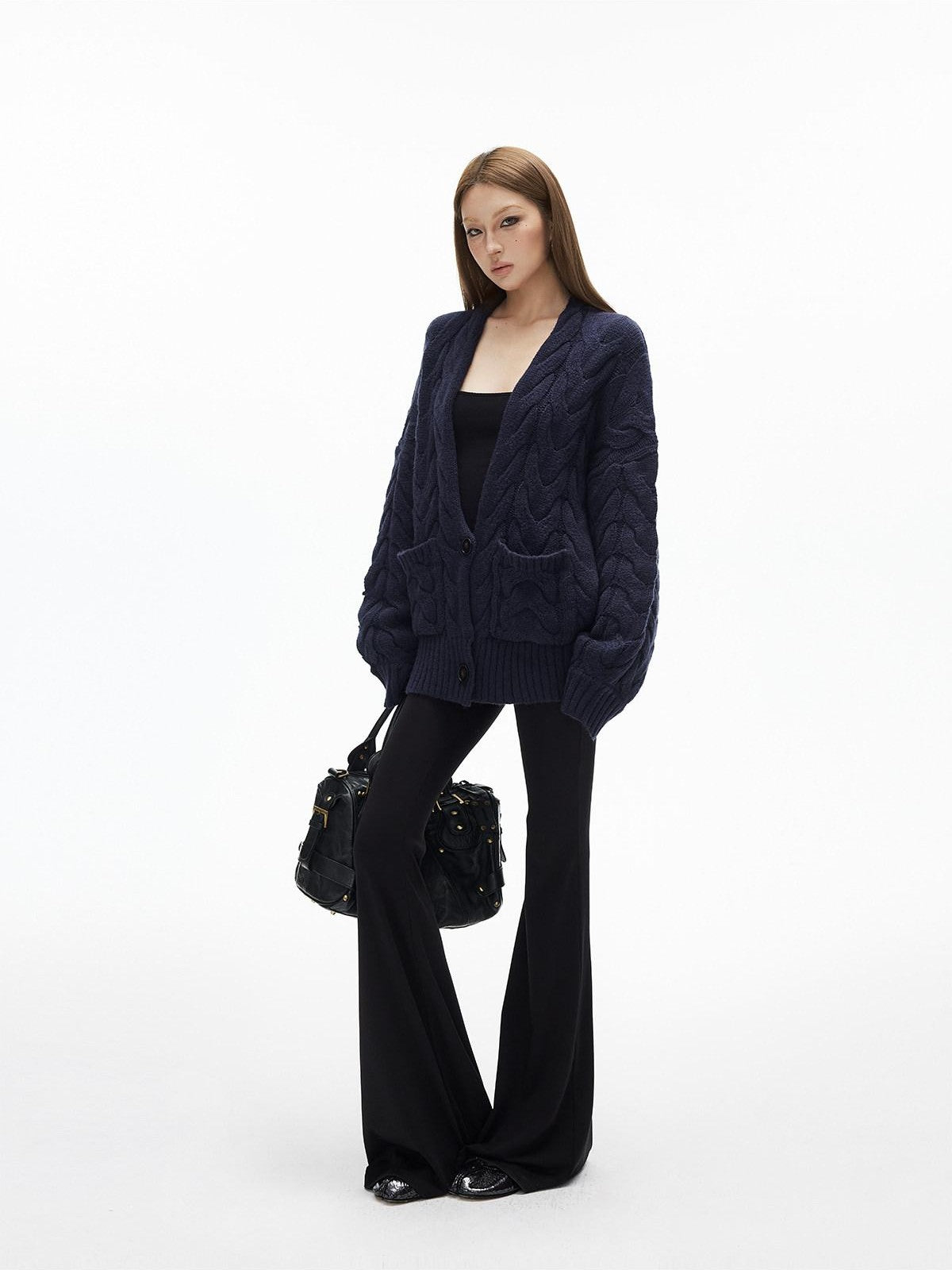 iamxiaa Handcrafted Chunky Cable Knit Deep V Drop Shoulder Women&