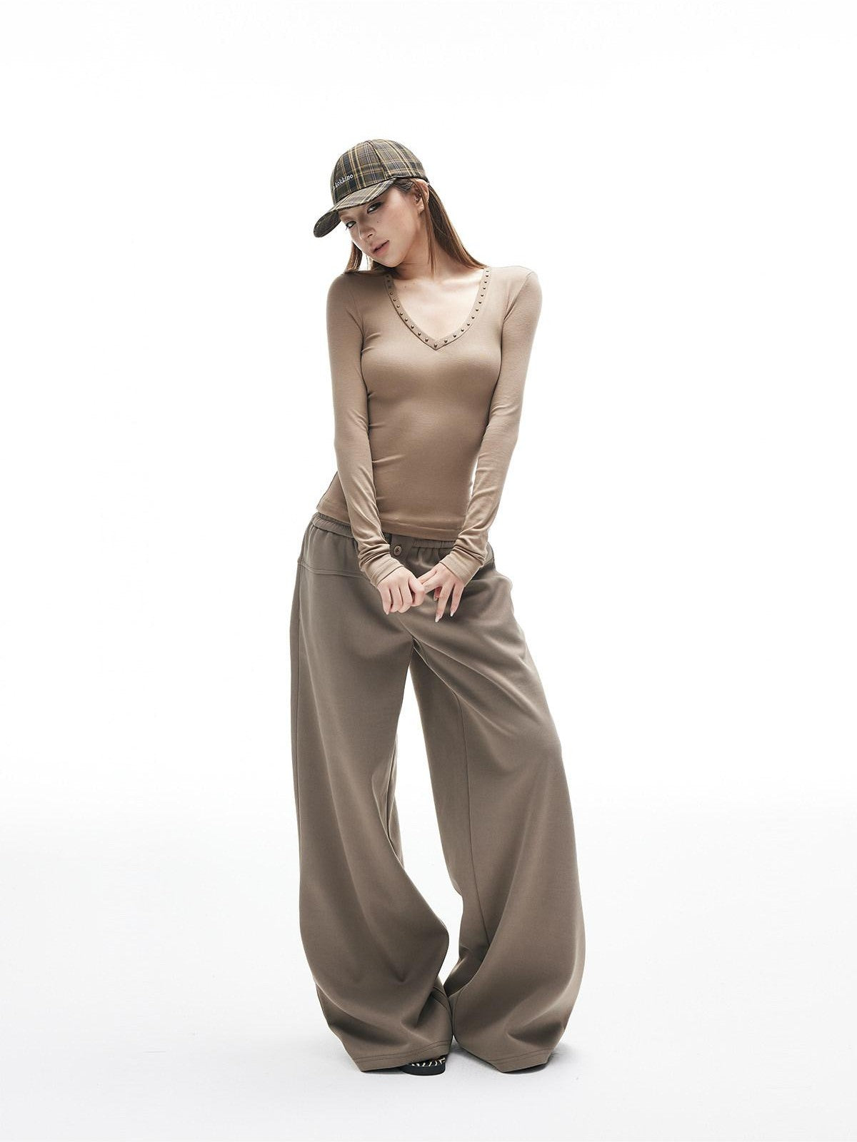 iamxiaa Heart V-neck Rhinestone Studded Women&