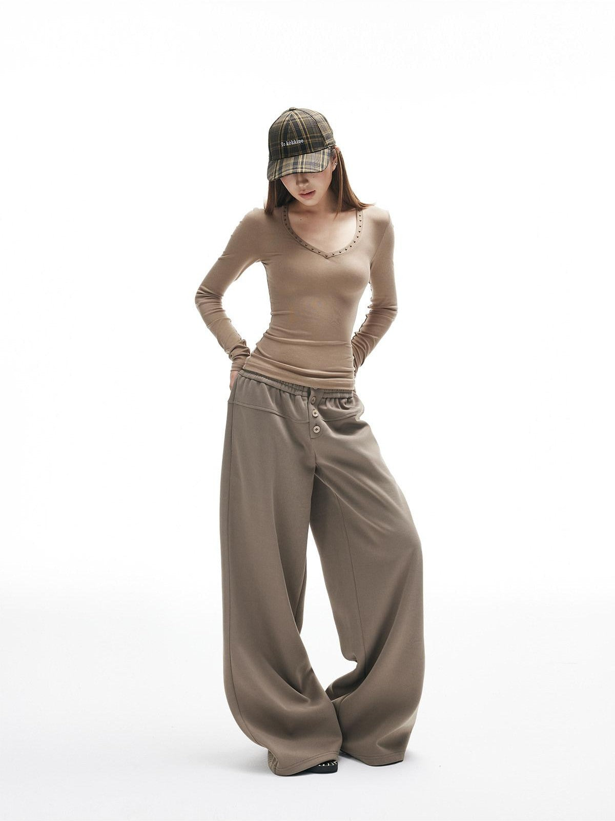 iamxiaa Heart V-neck Rhinestone Studded Women&