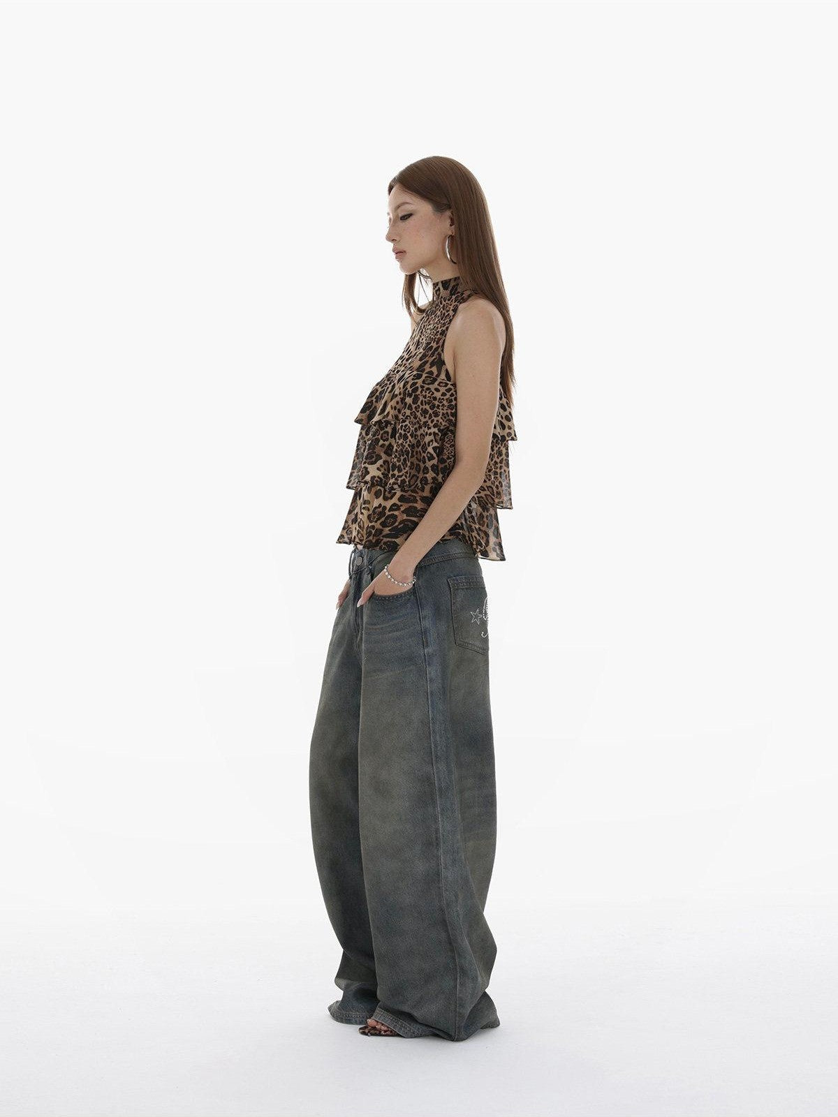 iamxiaa Heavy Wash Rhinestone Low Rise Women&