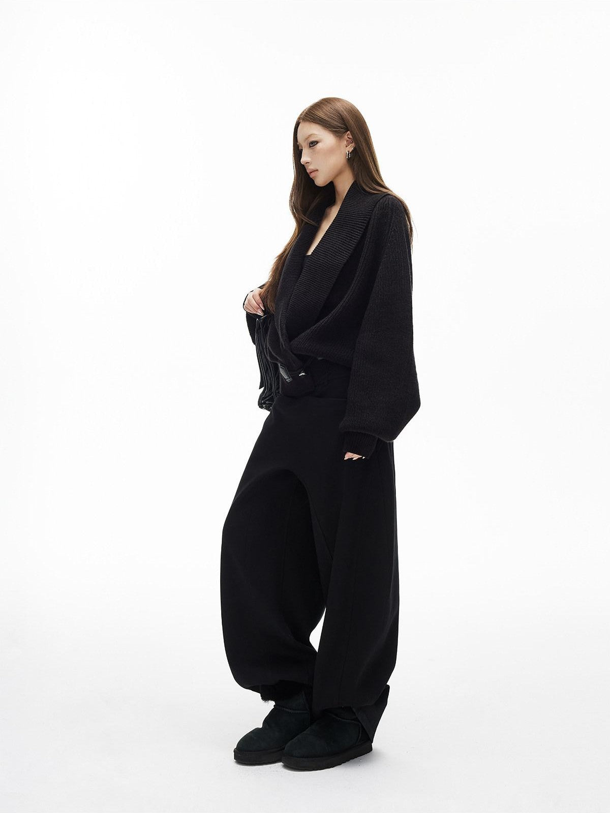 iamxiaa Minimalist Panelled Curved Seam No Fly Low Rise Women&
