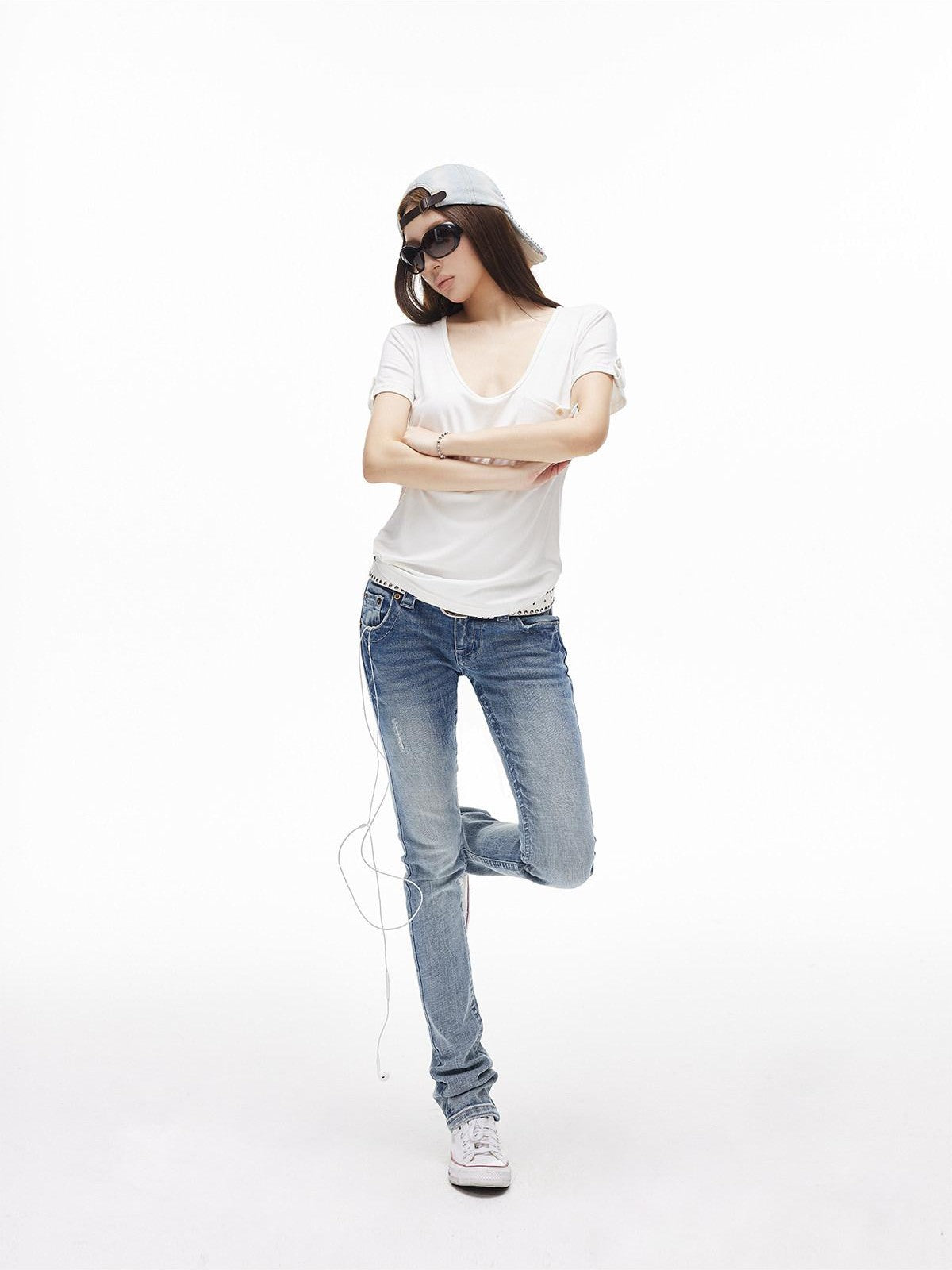 iamxiaa Retro Distressed Small Rips Low Rise Women&
