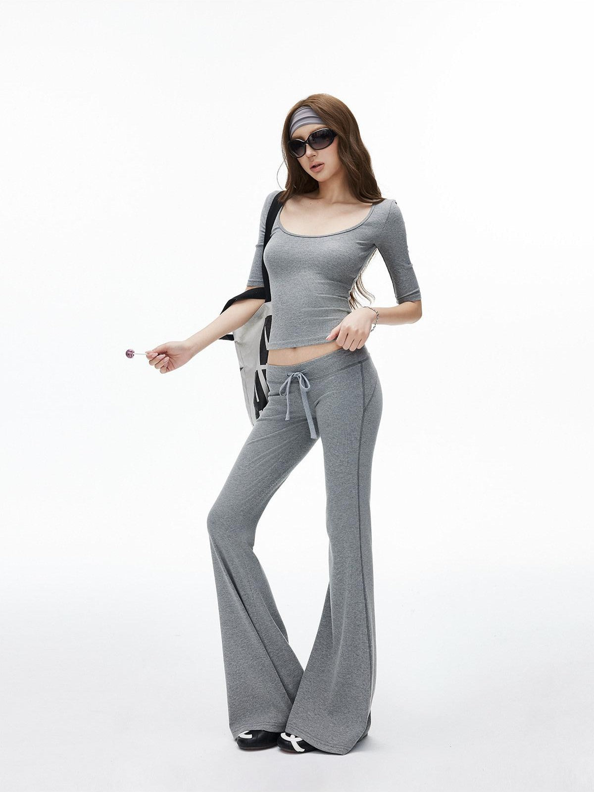 iamxiaa Ribbed U Neck Slim Fit Low Waist Flare Women&