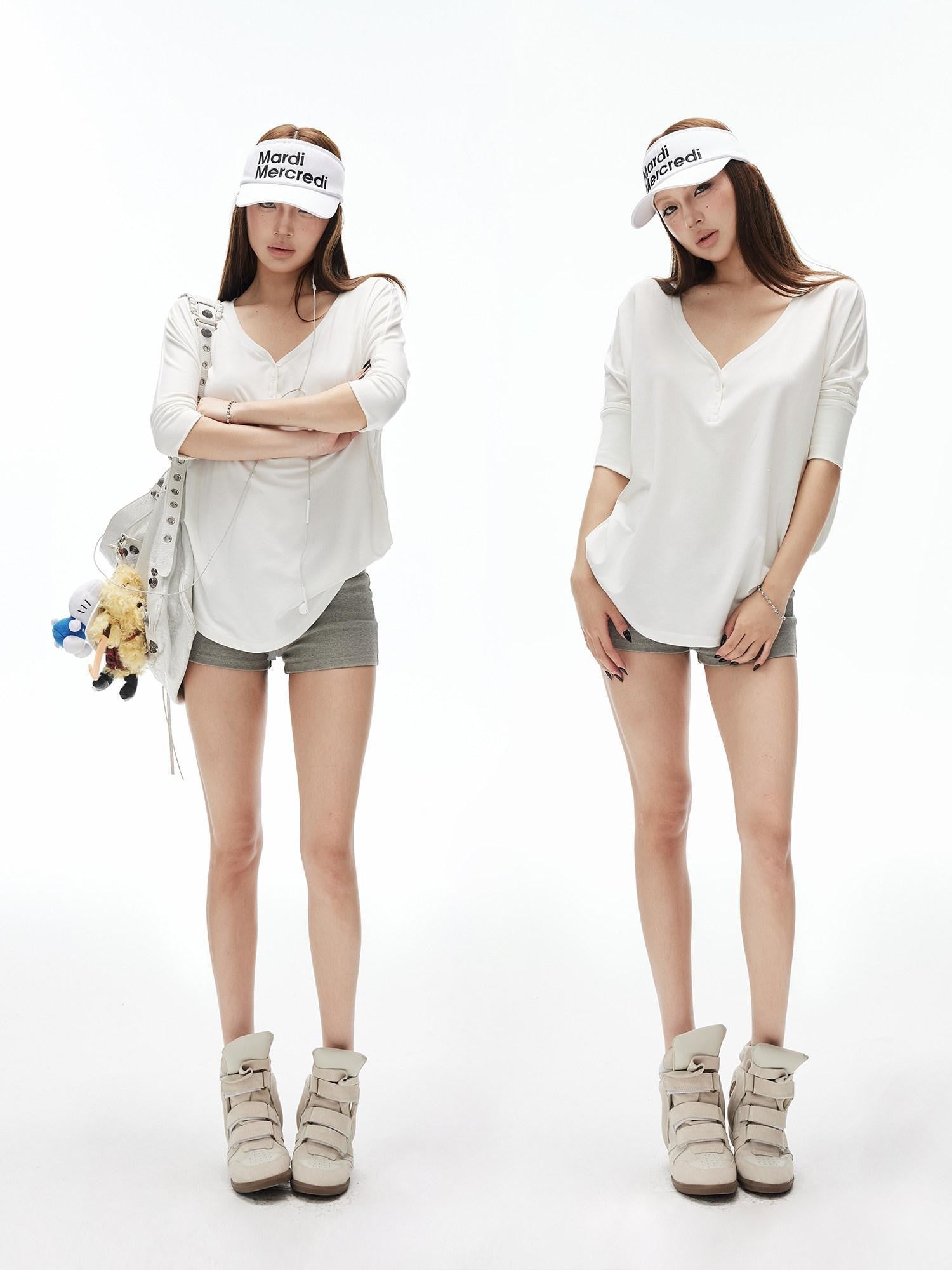 iamxiaa Soft Drape Heart Henley Shell Button Women&