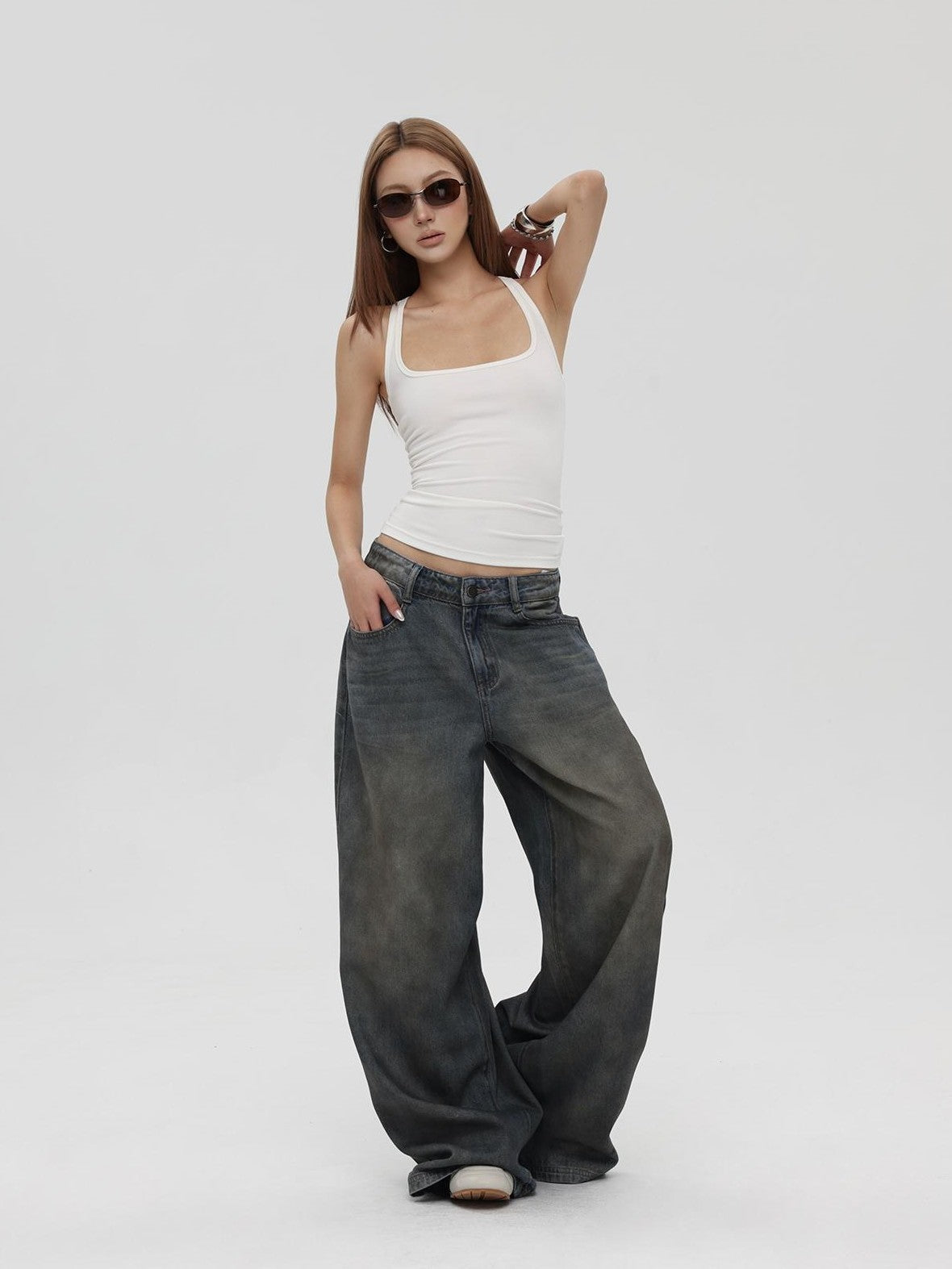 iamxiaa Square Neck Embroidered Slim Fit Women&
