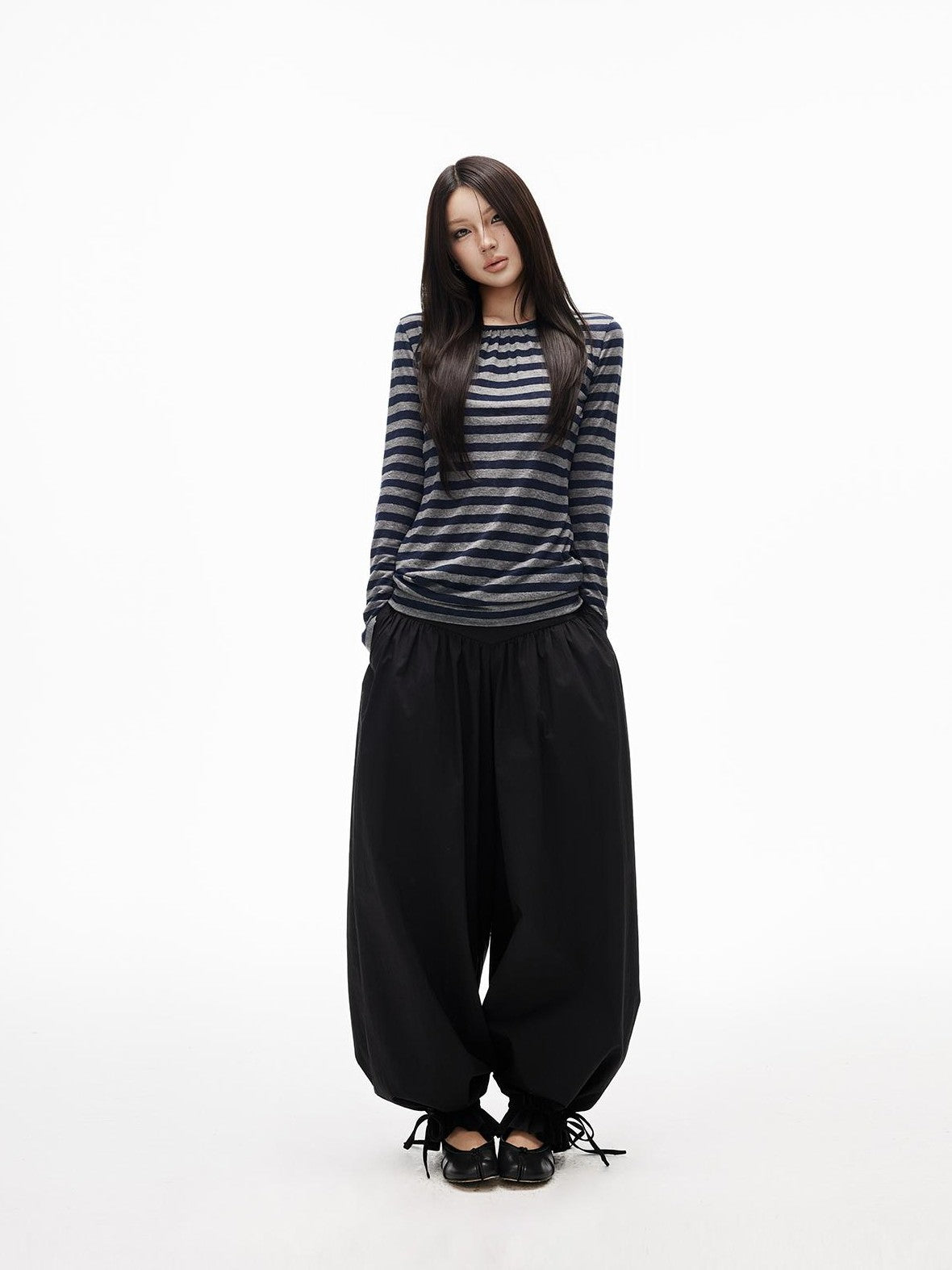 iamxiaa Striped Cutout Open Back Ruched Crewneck Women&