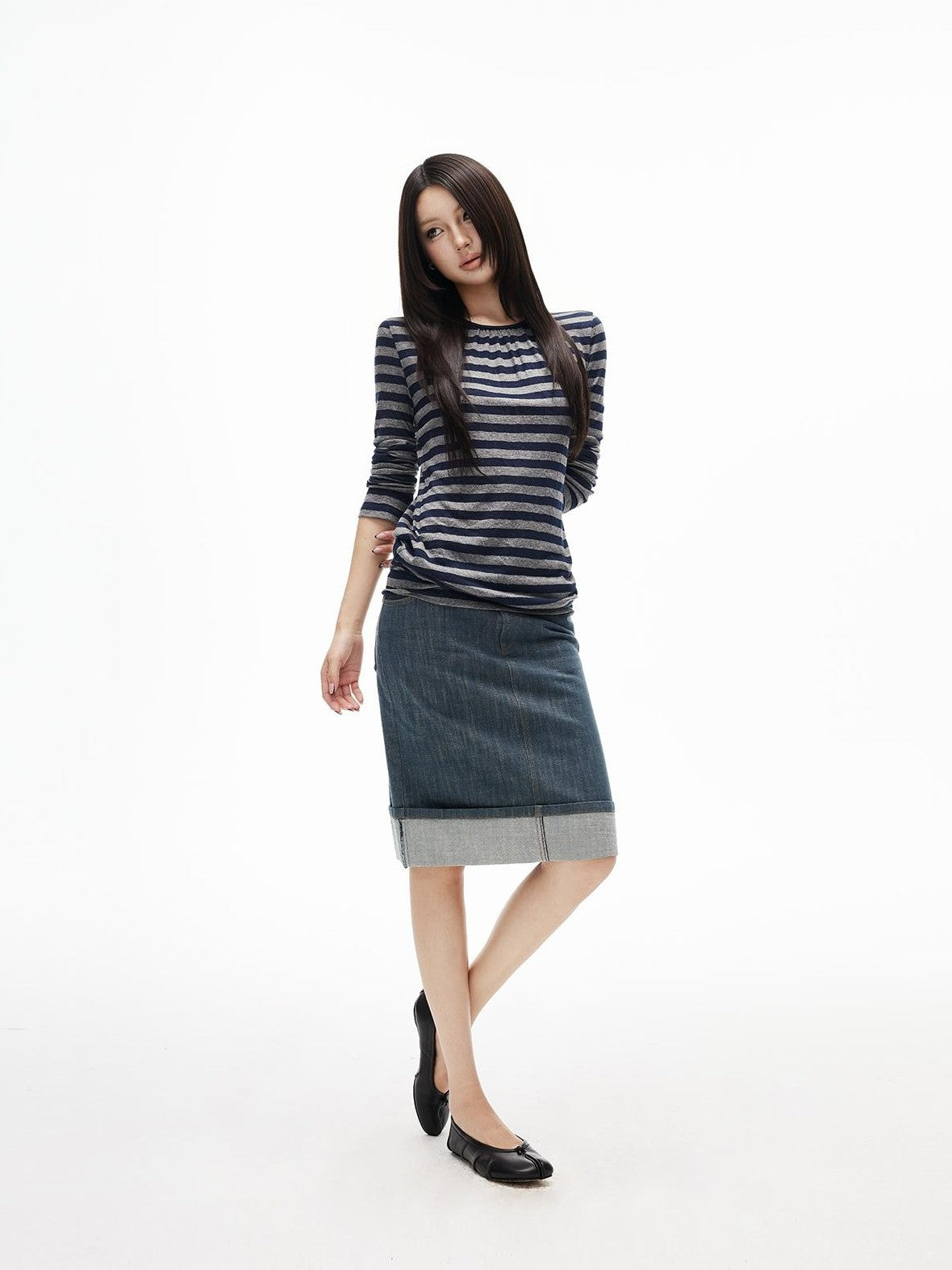 iamxiaa Striped Cutout Open Back Ruched Crewneck Women&