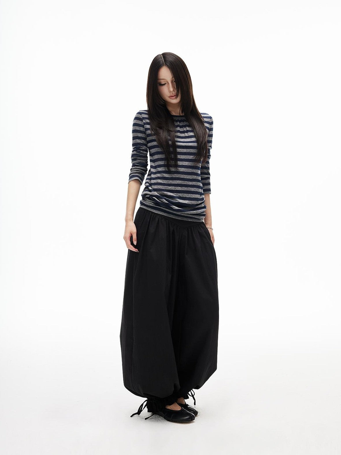 iamxiaa Striped Cutout Open Back Ruched Crewneck Women&