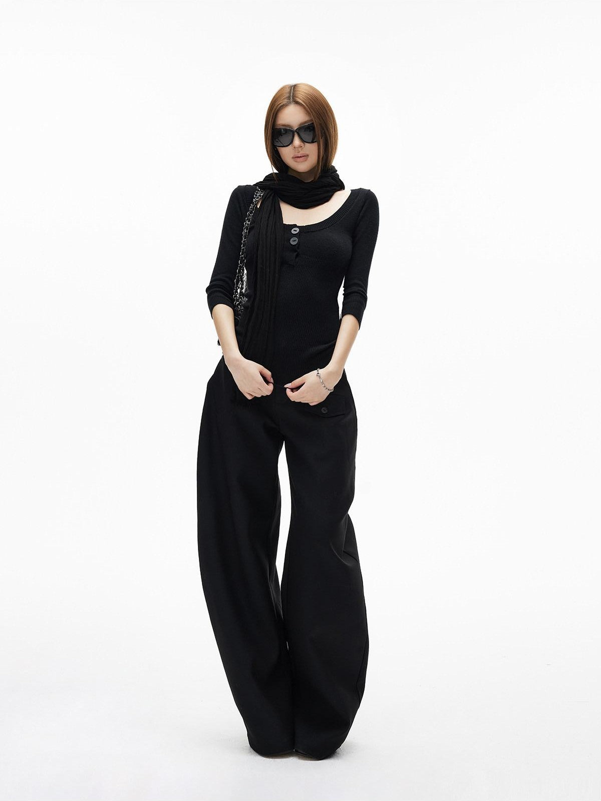 iamxiaa Two Tone U Neck Henley Bone Button Women&