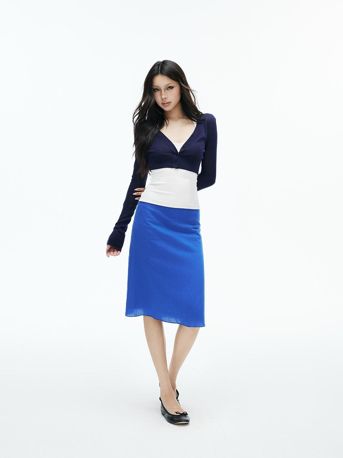 iamxiaa V-neck Button Down Cropped Slim Fit Lyocell Knit Women&