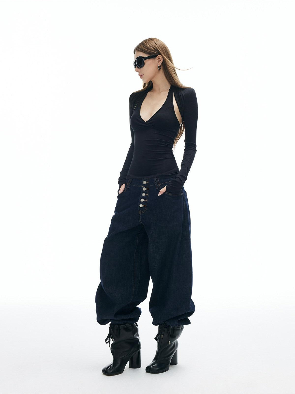 iamxiaa V-neck Halter Waist Cinching Slim Fit Two Piece Women&