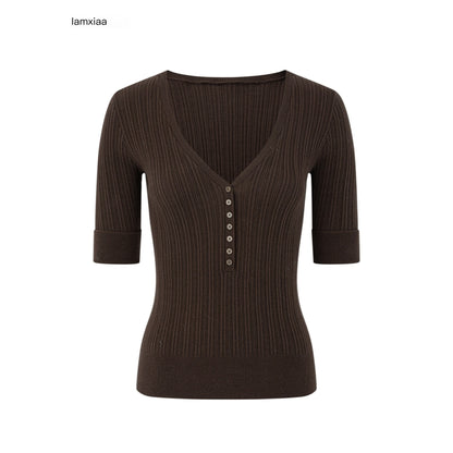 iamxiaa_Vertical_Rib_V_Henley_Mid_Sleeve_Slim_Fit_Women&