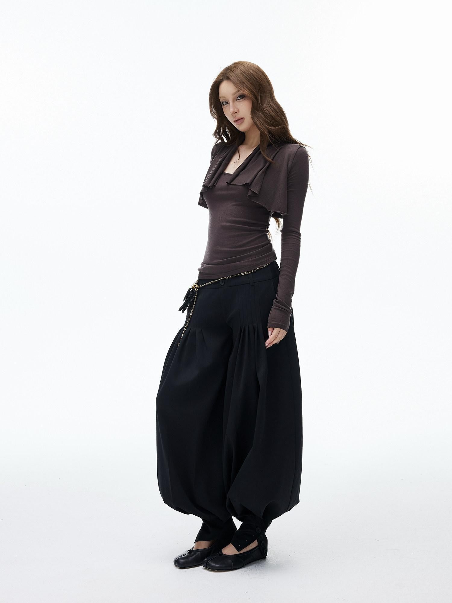 iamxiaa Wavy Pleated Cropped U Neck Slim Fit Women&