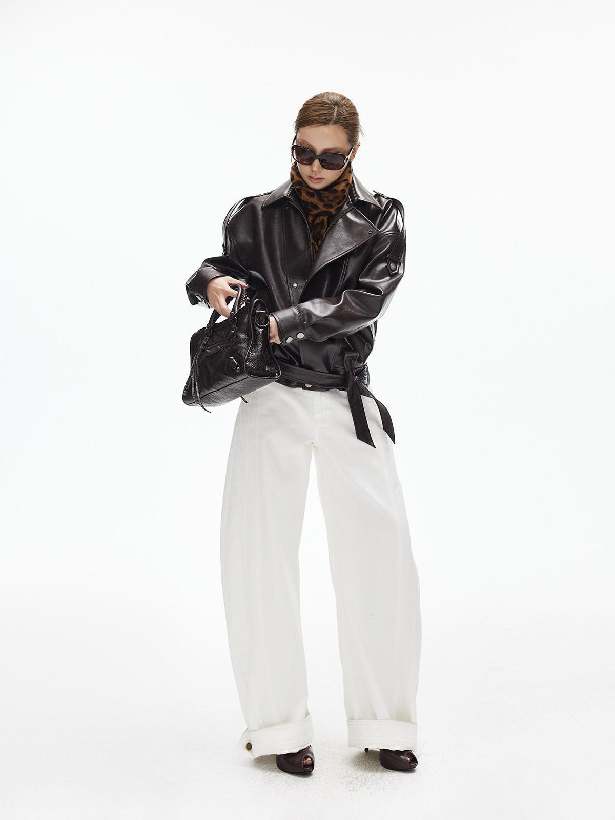 iamxiaa White Double Stitch Split Hem Cut Copper Button Women&