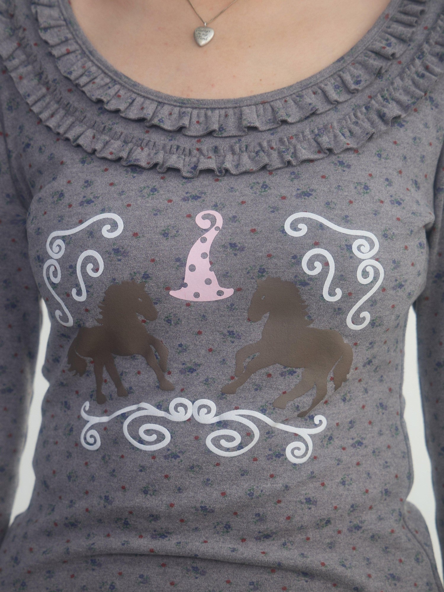 in two twos Lace Floral Pony Wide Neck Women&