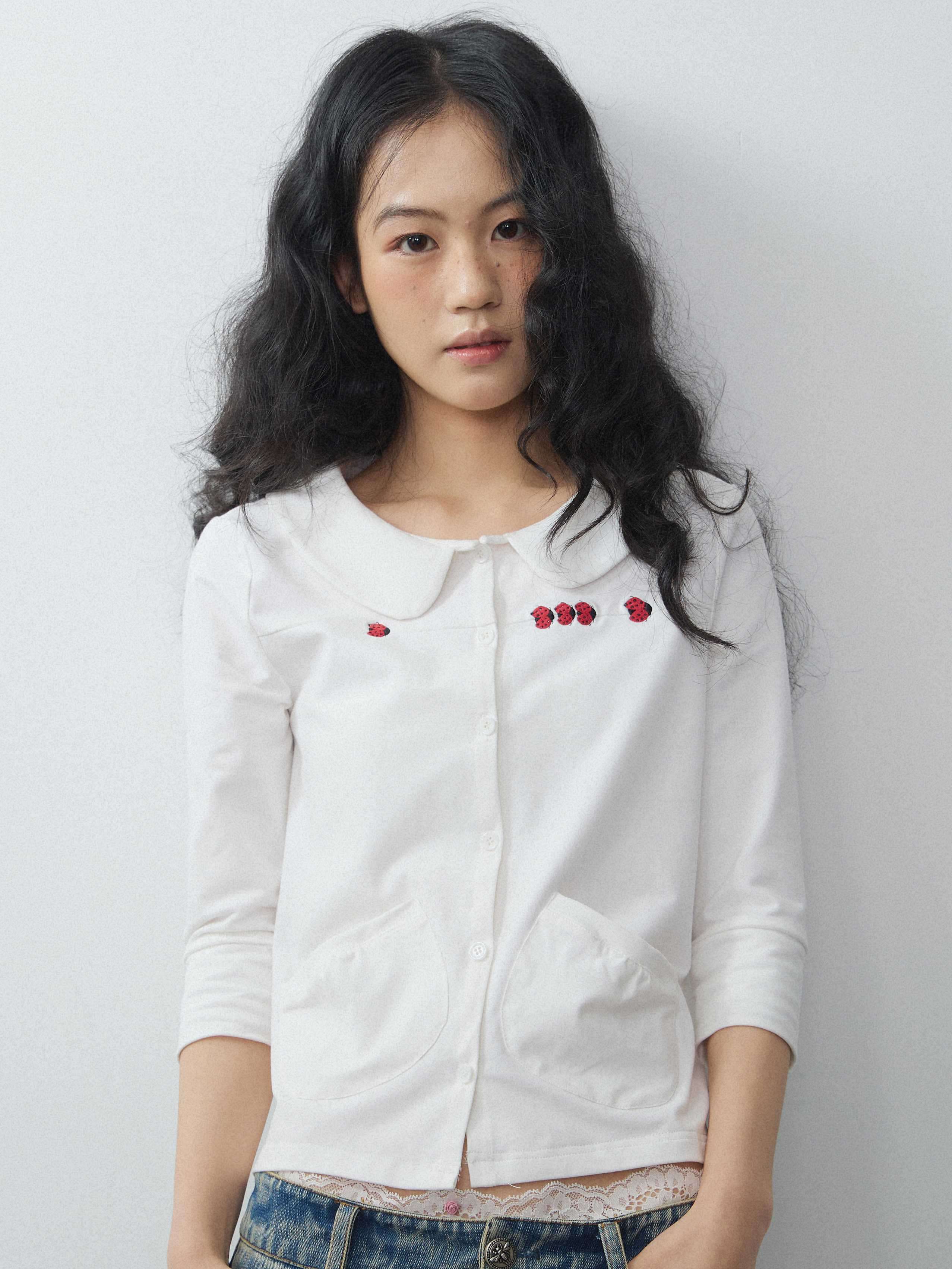 in_two_twos_Red_Beetle_Embroidery_Doll_Collar_Short_Sleeve_Women&