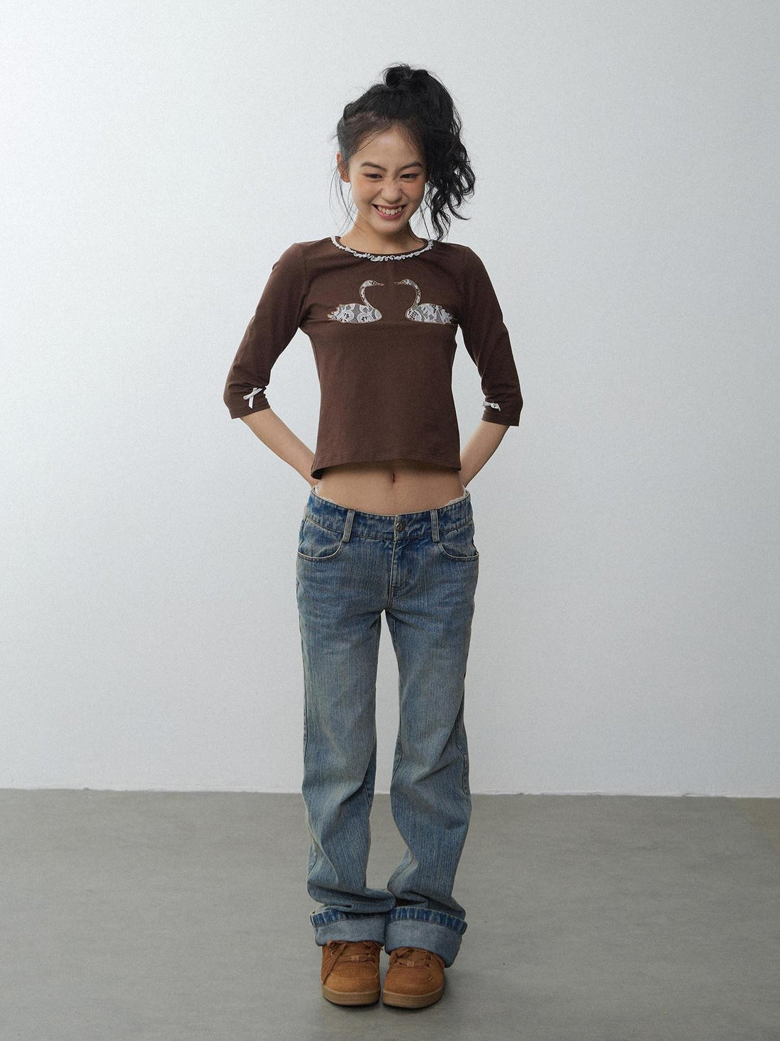 in two twos Swan Lace Applique Floral Round Neck Women&