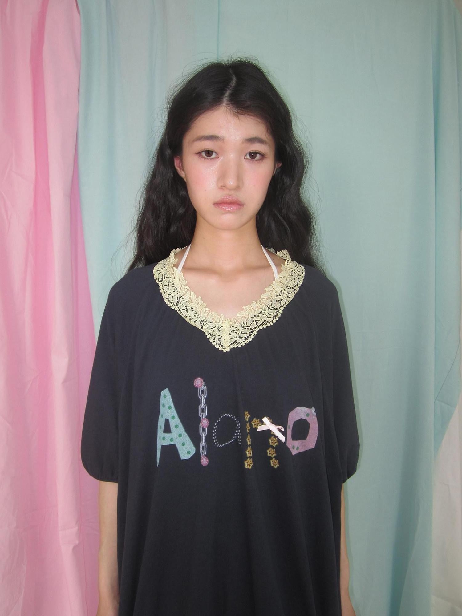 in two twos Vintage Lace V-neck Midlength Letter Print Women&