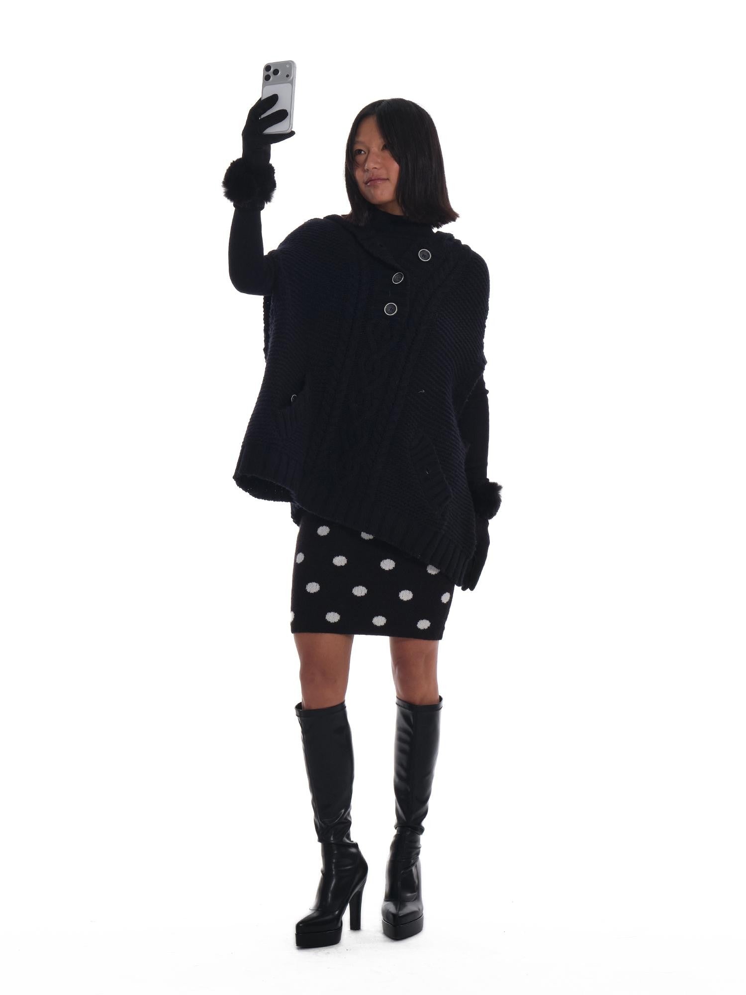 innerflow Black Cape Single Button Mid Length Loose Women&