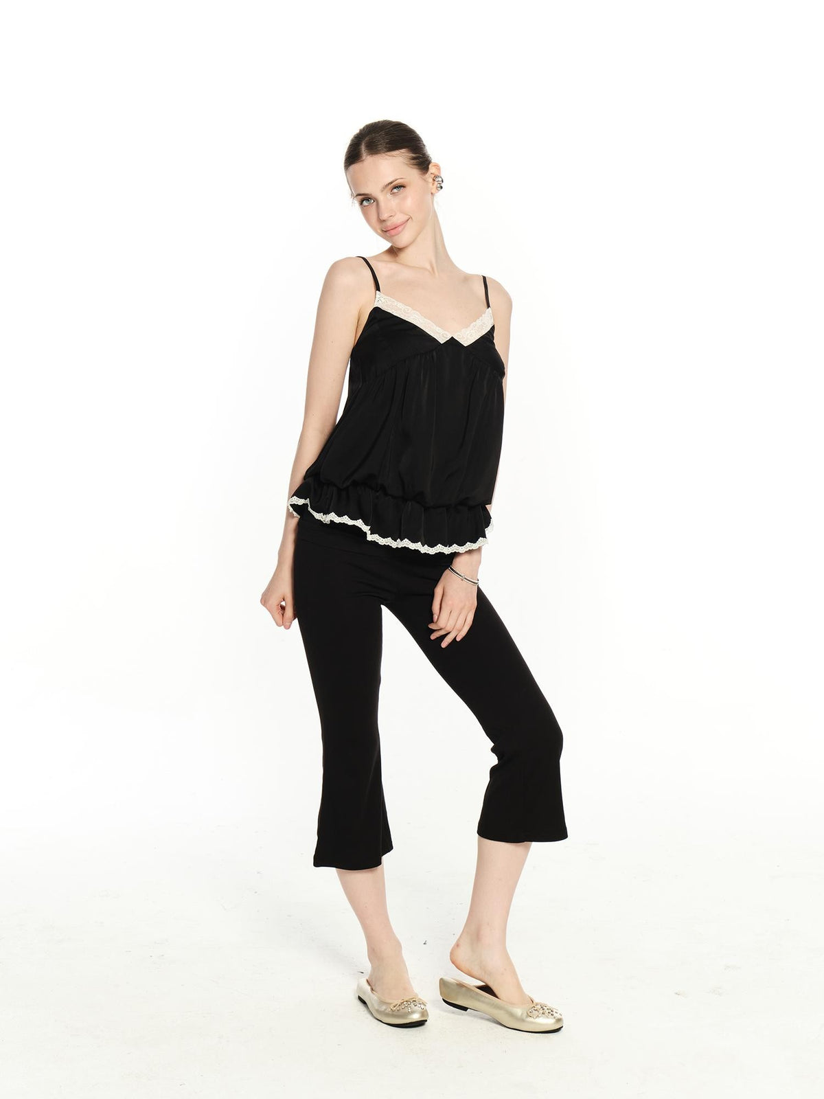 innerflow Black White Lace Contrast V-neck Open Back Women&