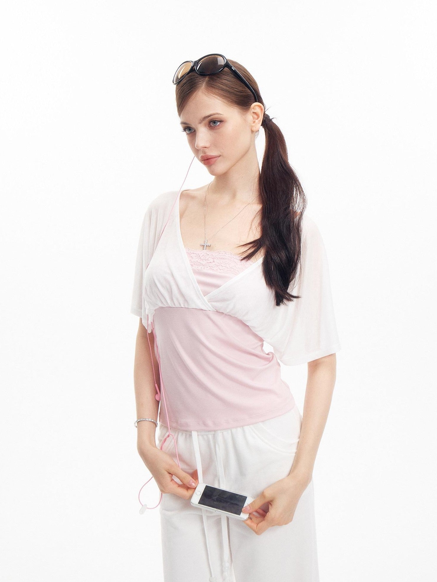 innerflow Colorblock Lace Layered V-neck Women&