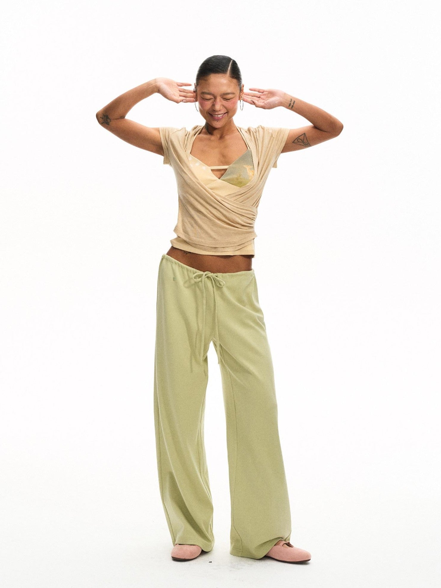 innerflow Khaki Green Deer Print Colorblock Women&
