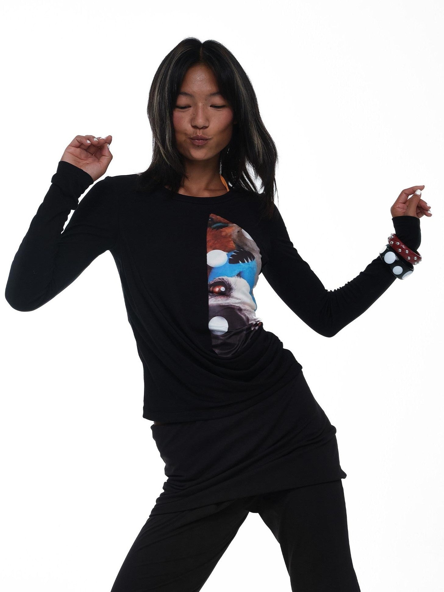 innerflow Khaki Pet Print Round Neck Slim Fit Women&