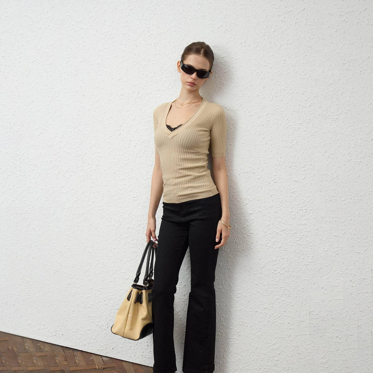 innerflow_Lace_Knit_Vertical_Striped_V-neck_Women&