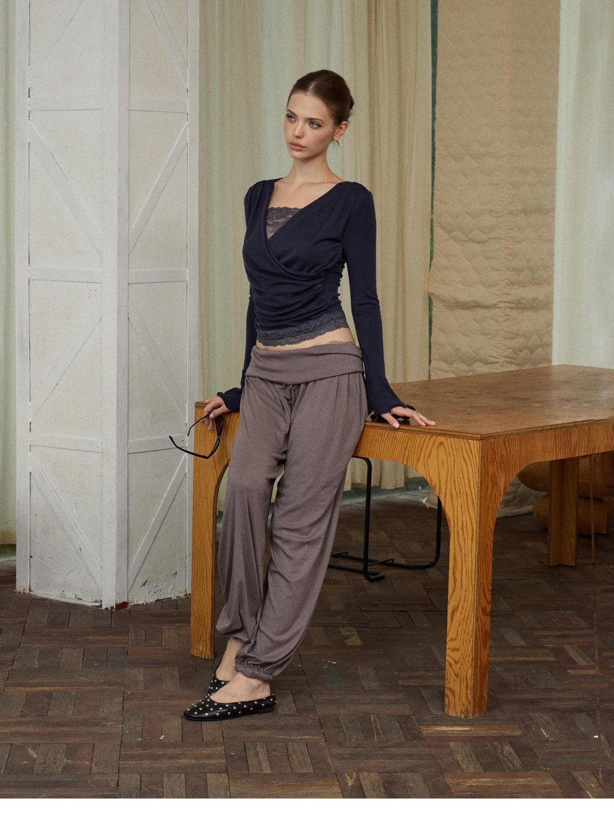 innerflow Three Color Lace Patchwork V-neck Loose Fit Women&