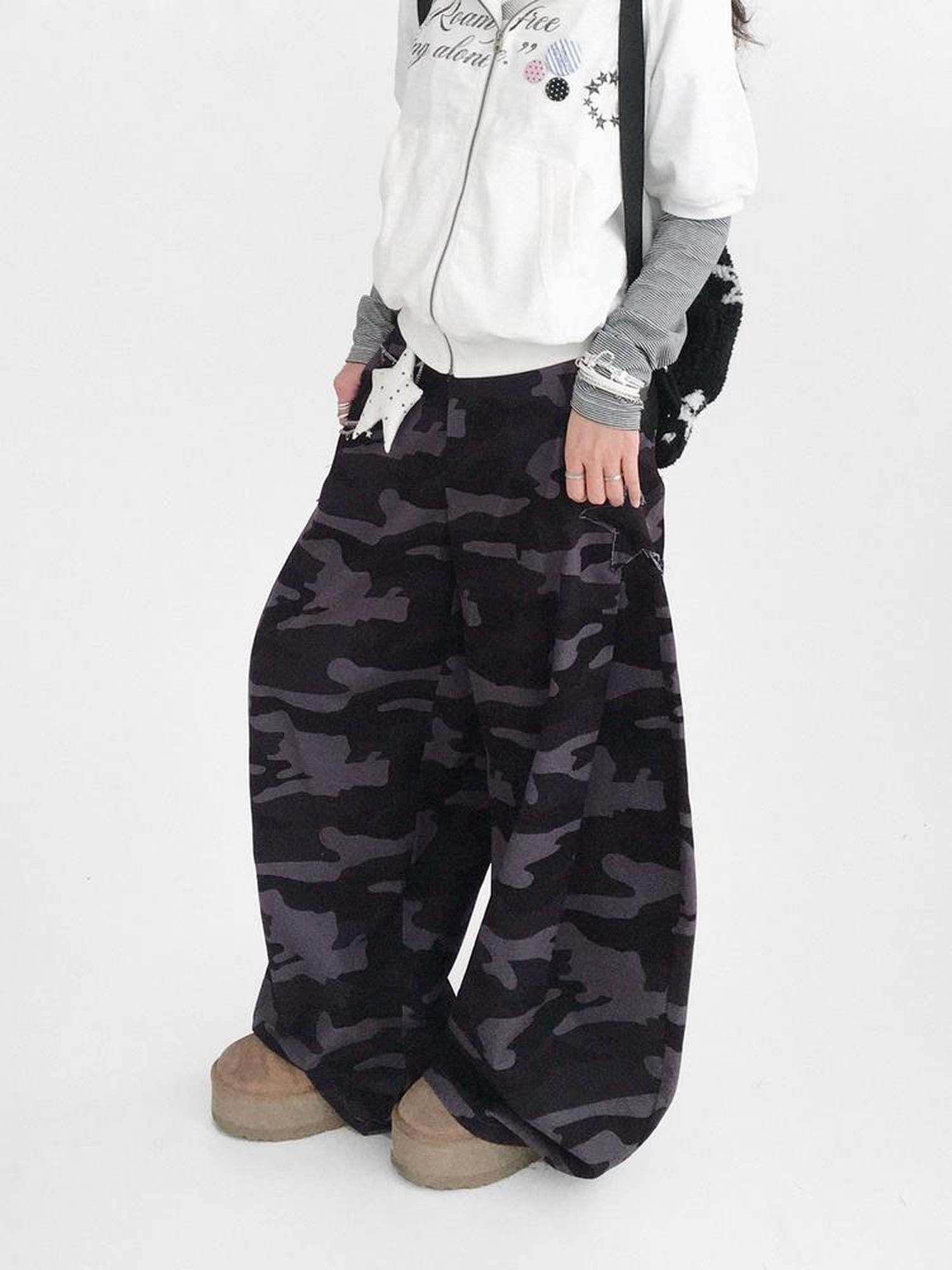 innomoood 100% Cotton Loose Curved Leg Patch Detail Unisex Mist Purple Camo Pants