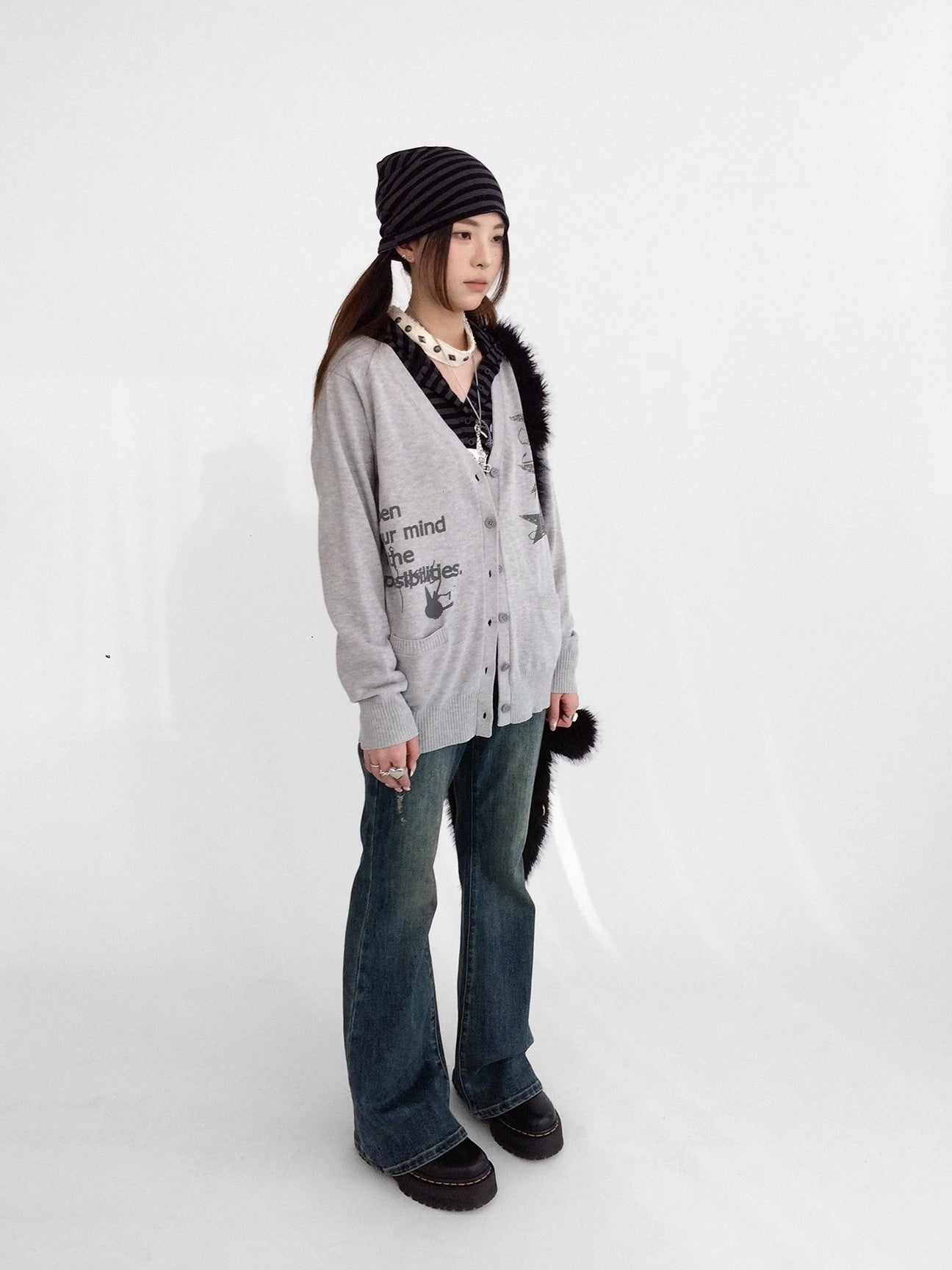 innomoood 100% Cotton Loose Fit Cartoon Print V Neck Workwear Women Casual Cardigans