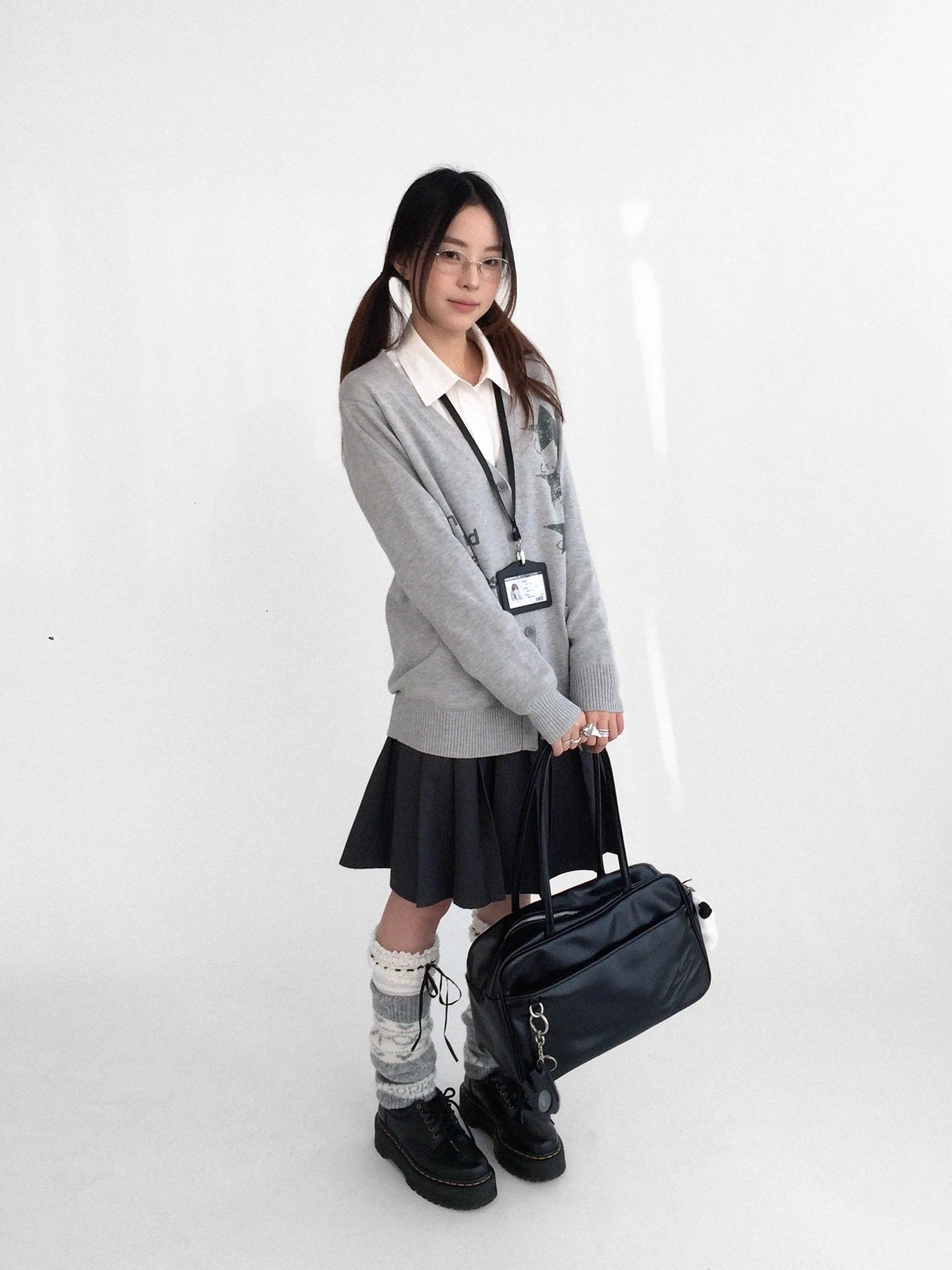 innomoood 100% Cotton Loose Fit Cartoon Print V Neck Workwear Women Casual Cardigans