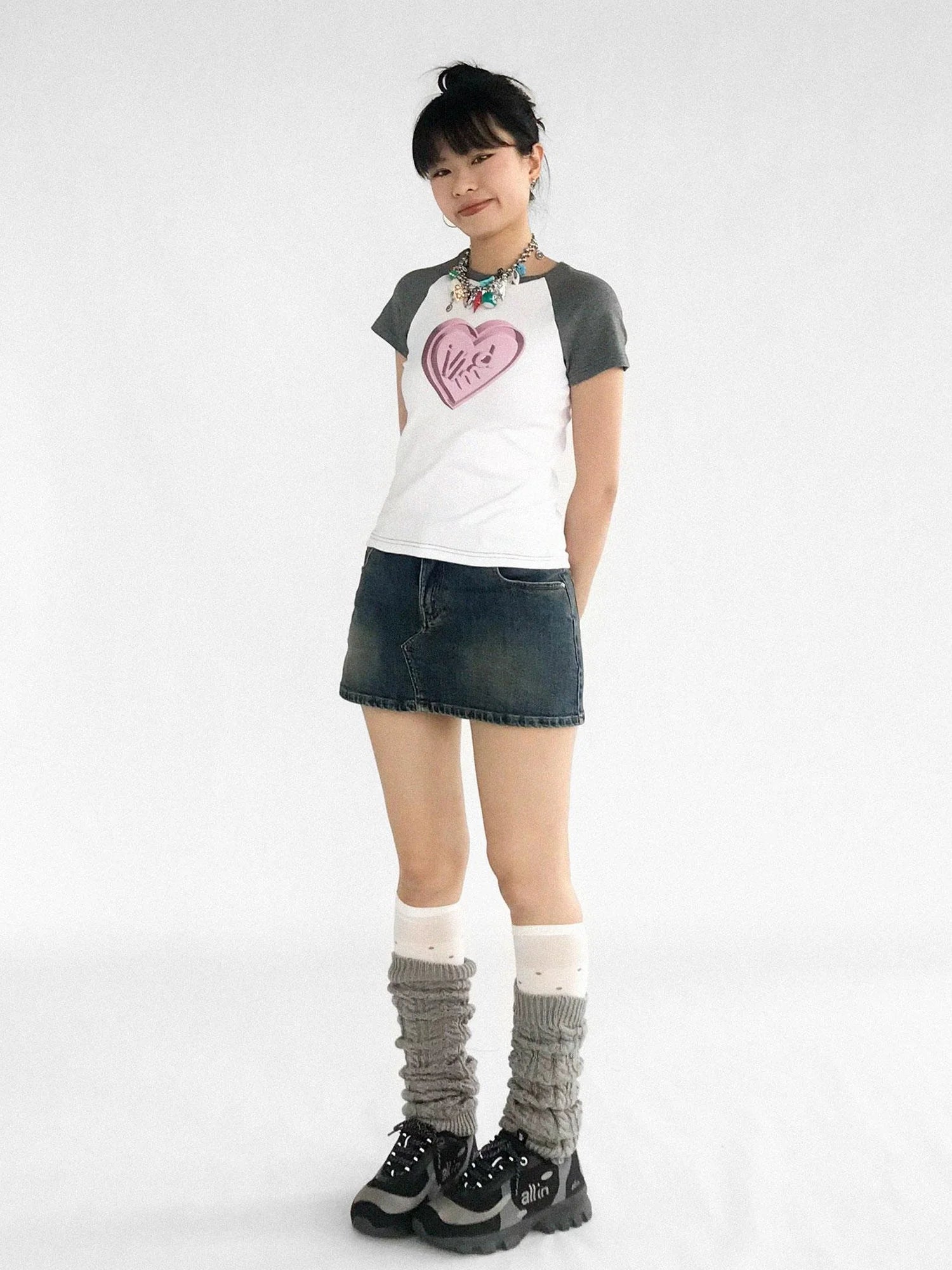 3D Heart Digital Print Fitted Crop Tee Y2K