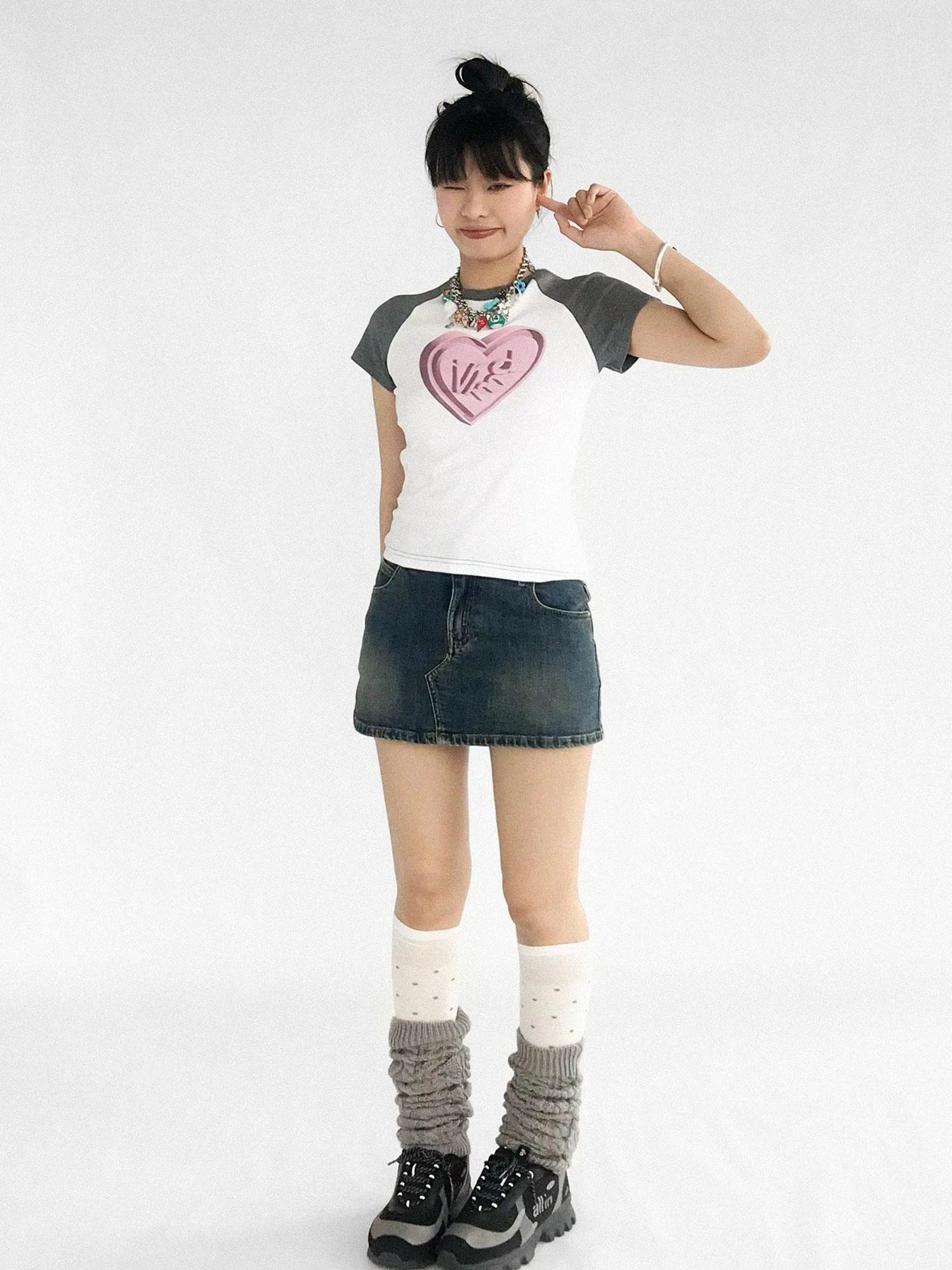 3D Heart Digital Print Fitted Crop Tee Y2K