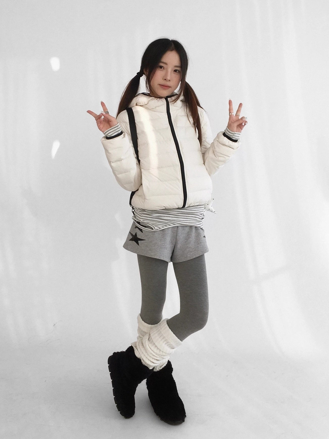 innomoood 90 Percent White Duck Down Hooded Cropped Casual Women Zip Front Down Jacket