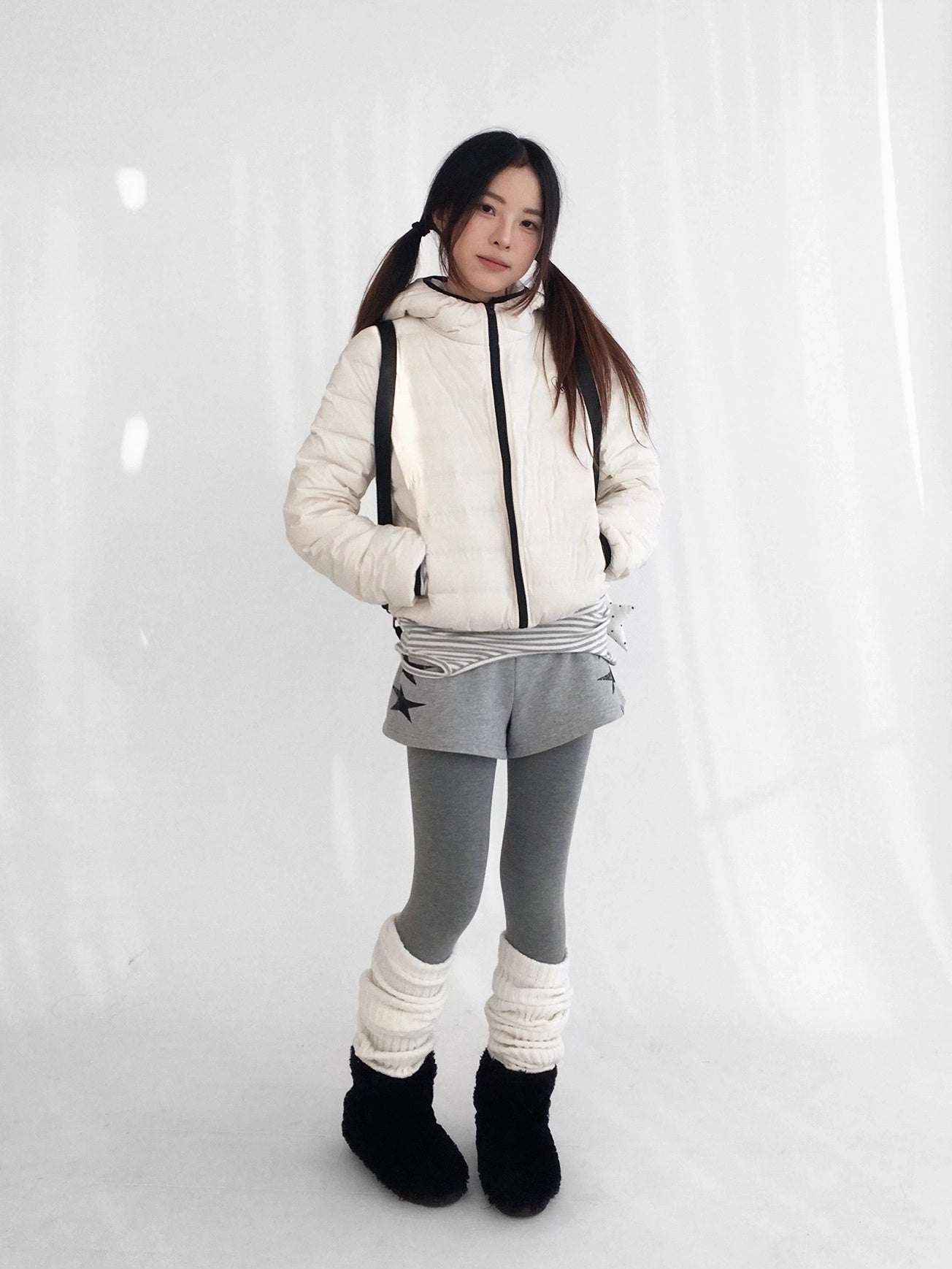 innomoood 90 Percent White Duck Down Hooded Cropped Casual Women Zip Front Down Jacket