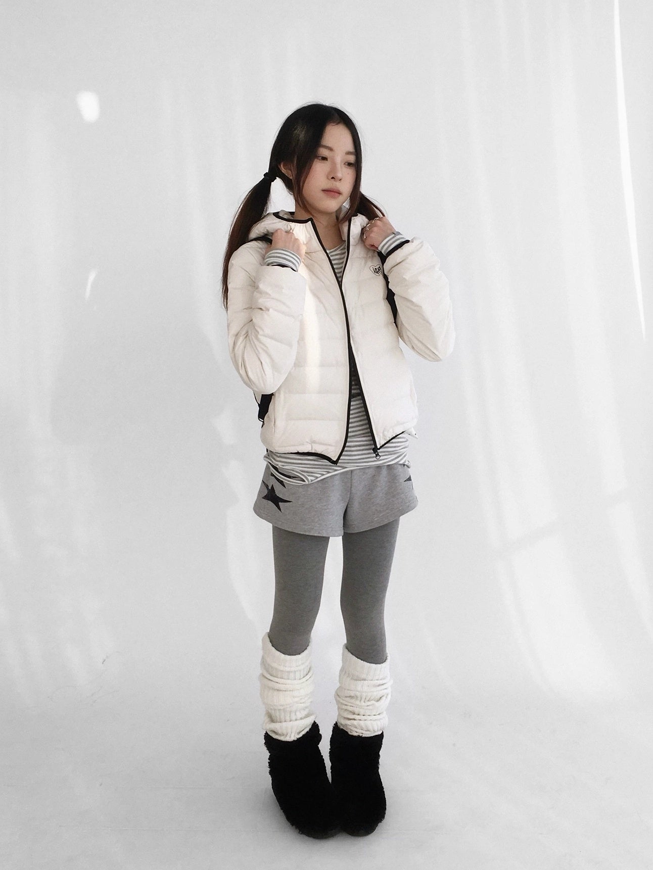 innomoood 90 Percent White Duck Down Hooded Cropped Casual Women Zip Front Down Jacket