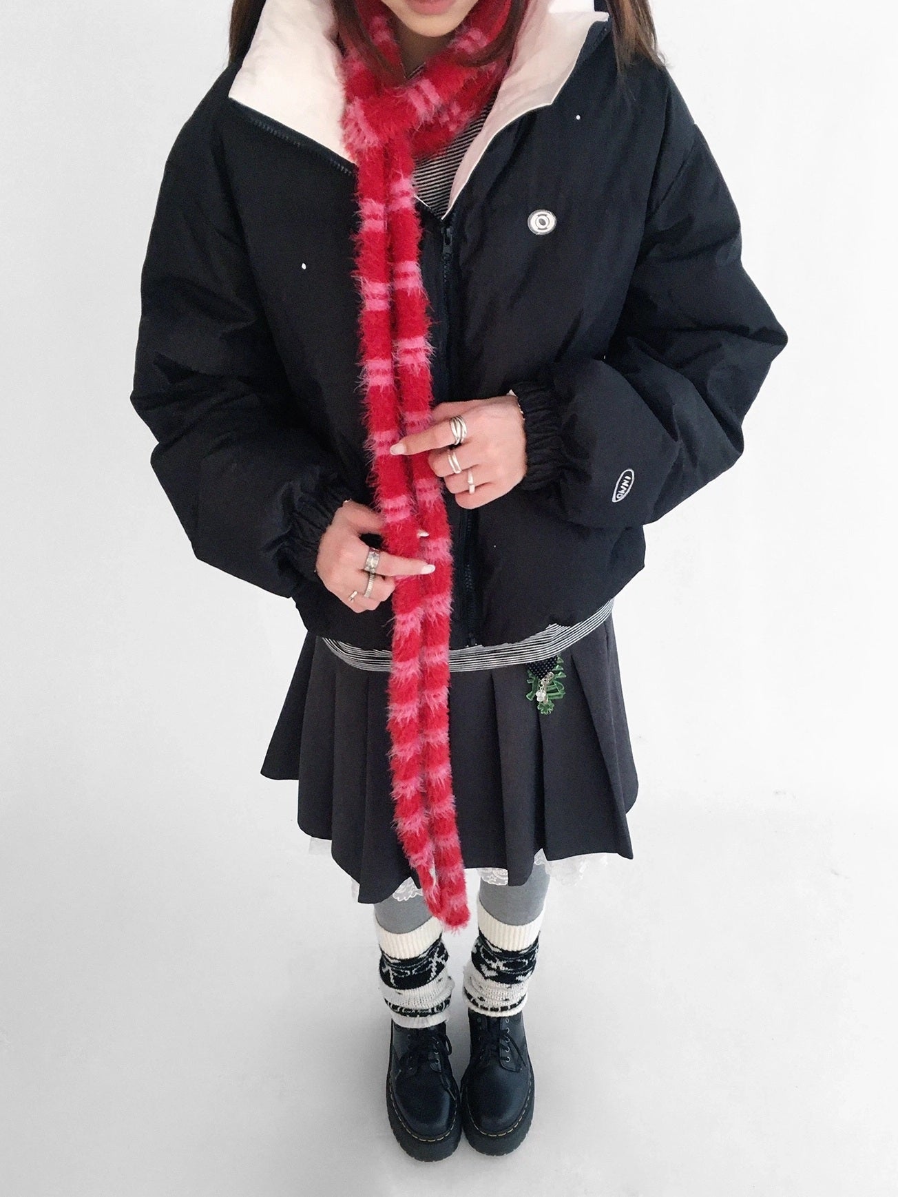 innomoood 90% White Duck Down Handpainted Print Loose Short Casual Women Down Jacket