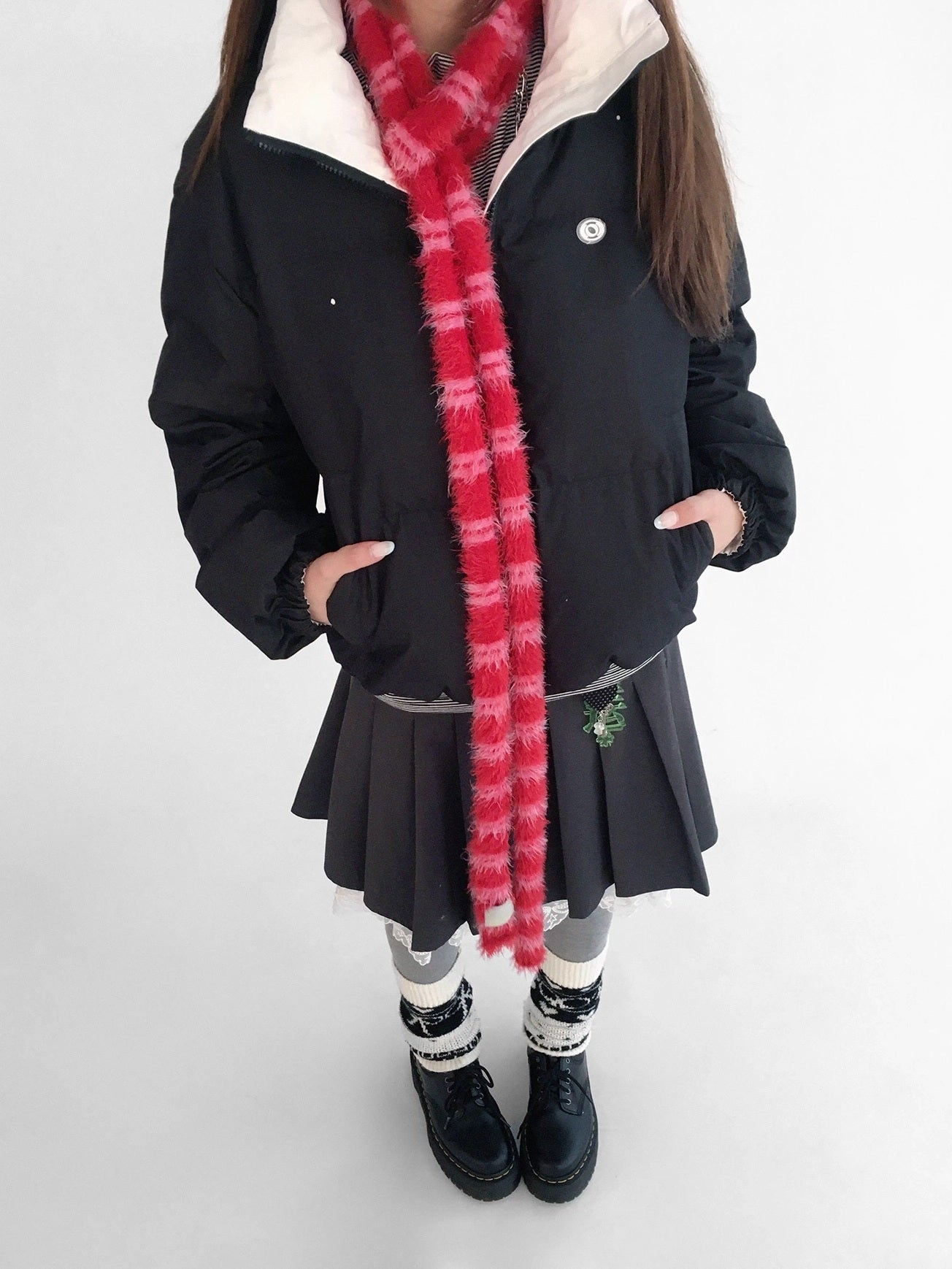 innomoood 90% White Duck Down Handpainted Print Loose Short Casual Women Down Jacket