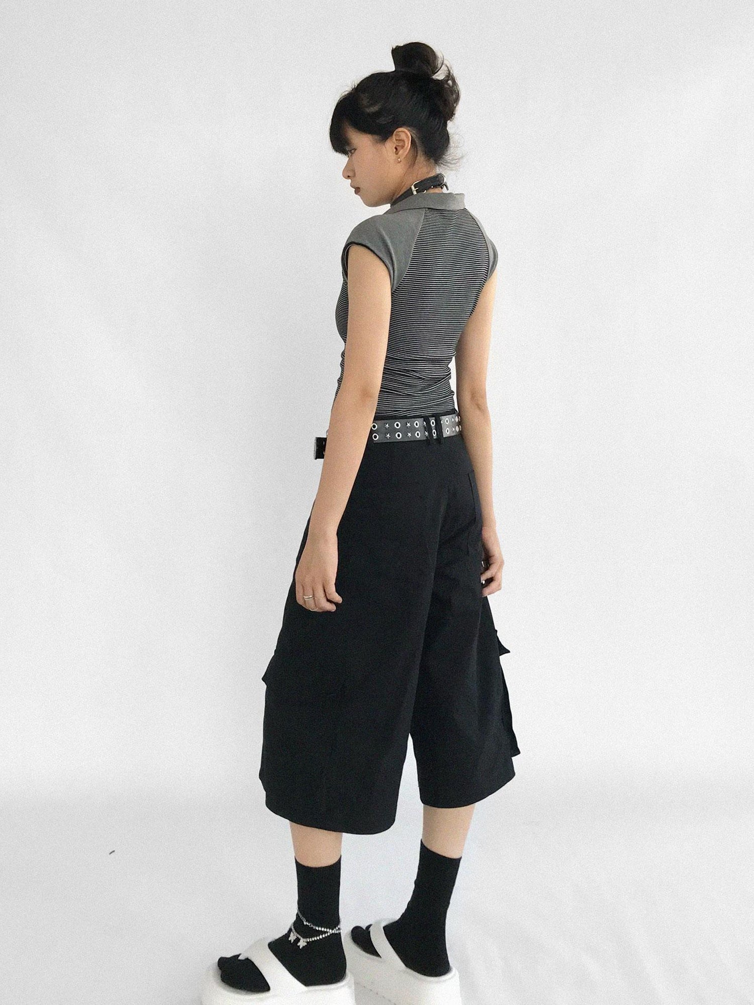 innomoood Adjustable Low Rise Wide Leg Cargo Capri Cotton Shorts