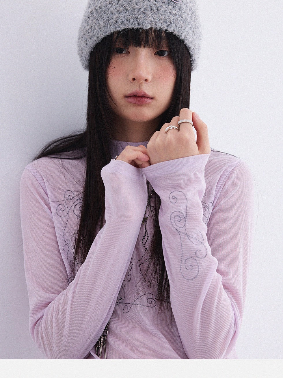 innomoood Airy Pink Embroidered Horse Semi High Neck Women&