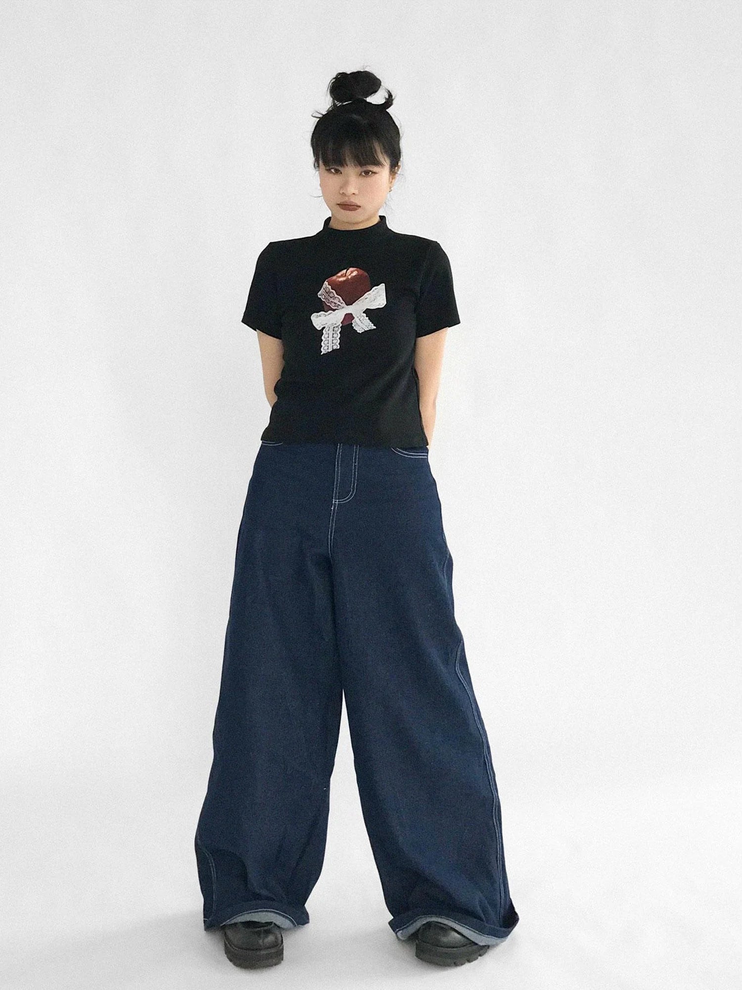 Apple Lace Bow Print Cotton T-shirt