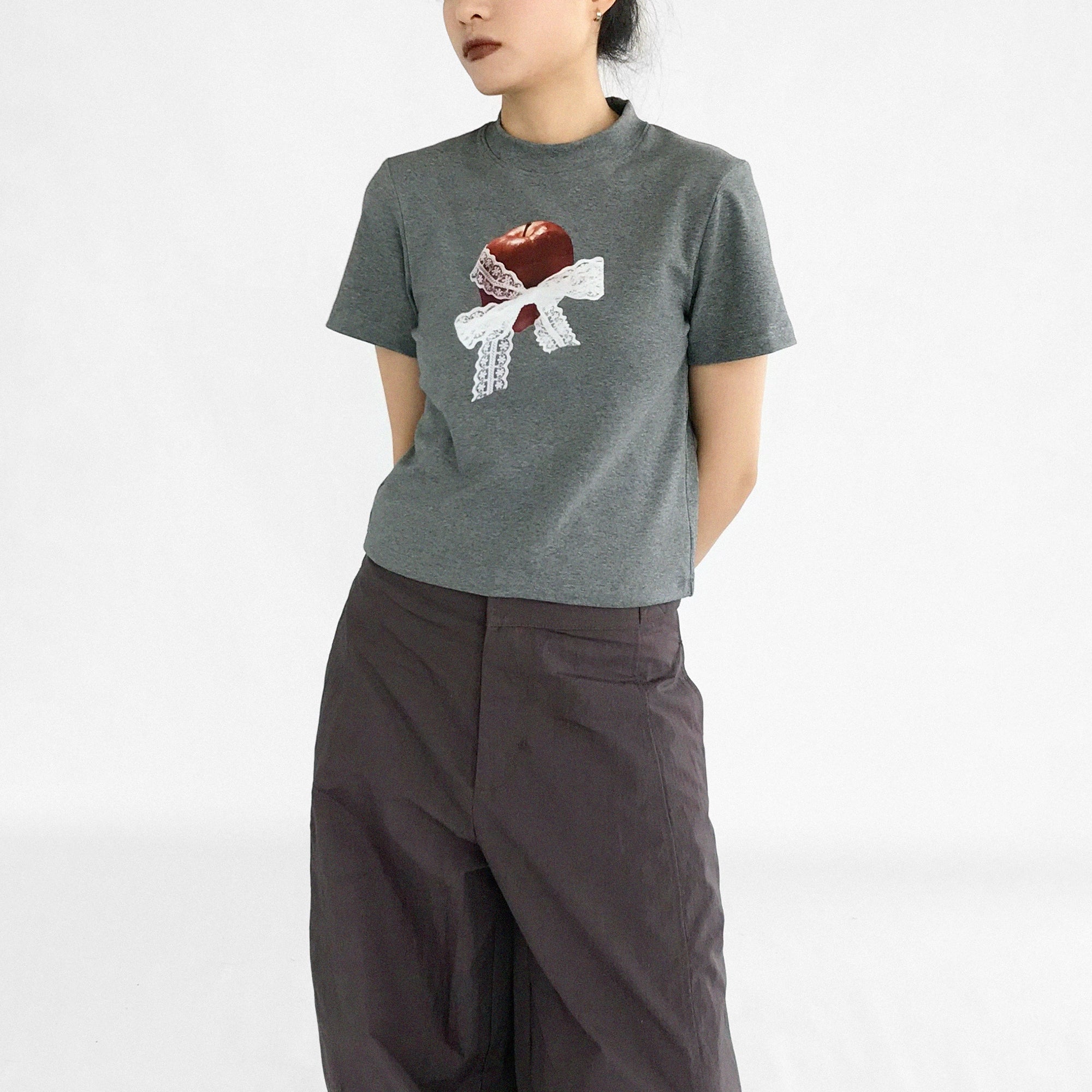 innomoood_Apple_Lace_Bow_Print_Cotton_T-shirt_MISSTT