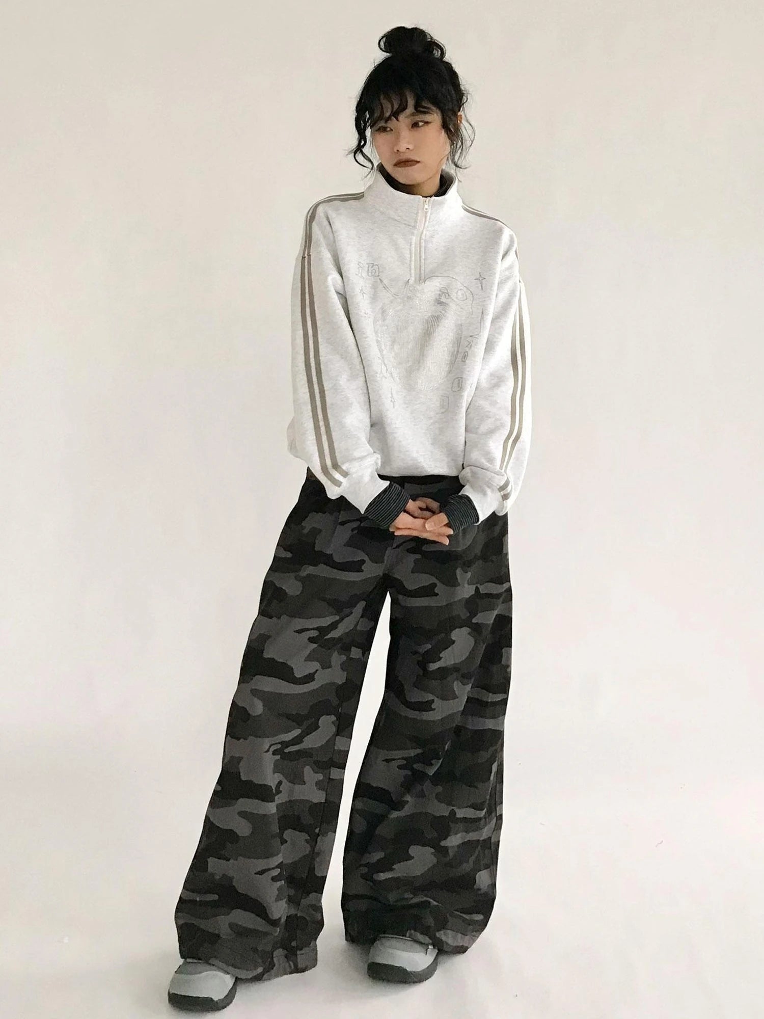 Apple Line Zip Up Fleece Hoodie