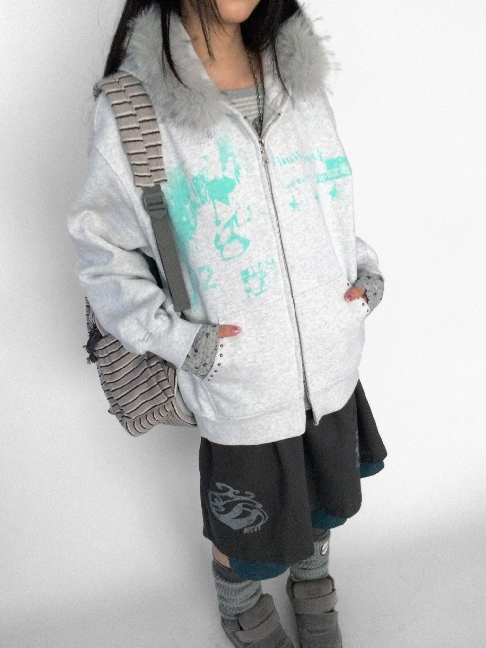 innomoood Corner Sticker Print Detachable Fur Collar Rivet Women&