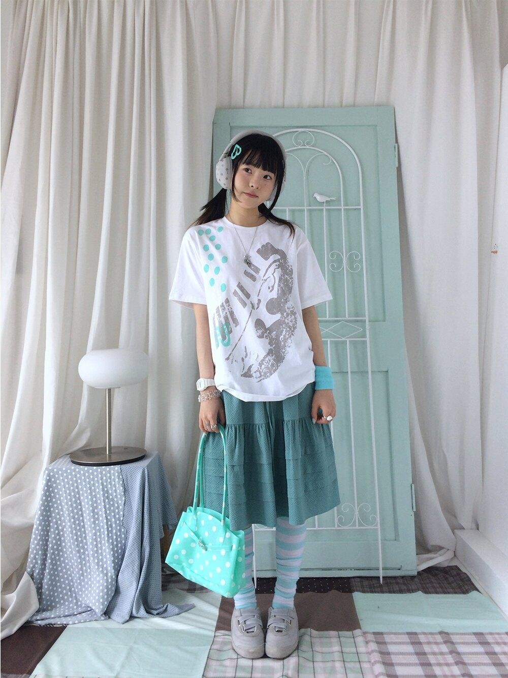 innomoood Distressed Print Colorblock Polka Dot Women&
