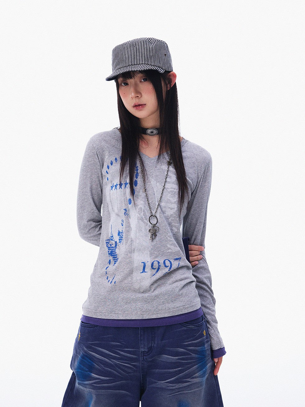 innomoood Distressed Print Colorblock V-neck Women&
