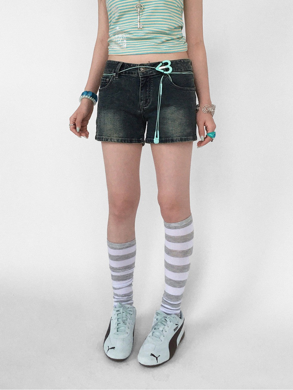 innomoood Distressed Vintage Wash Low Waist Stretch Women&
