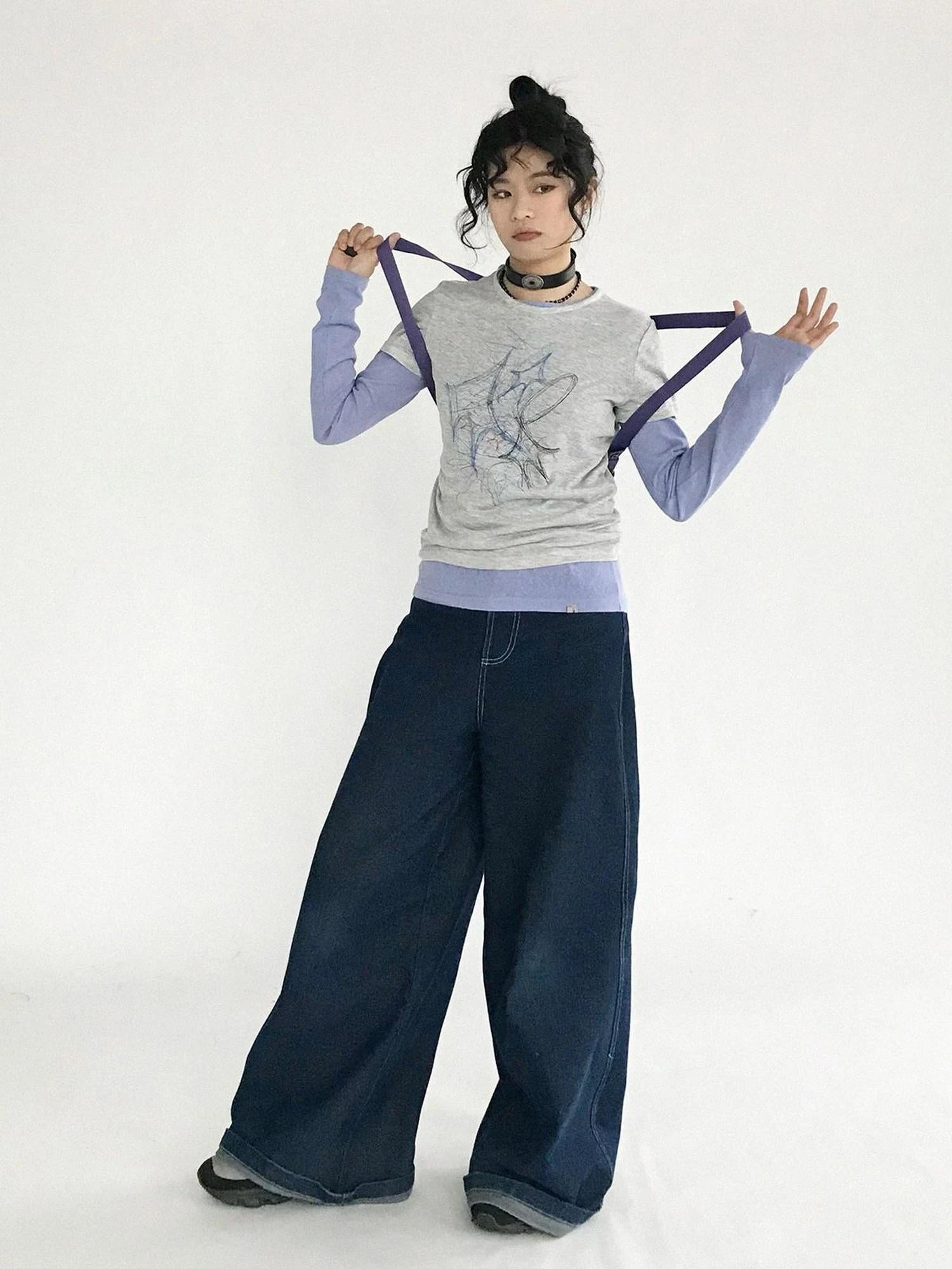 Doodle Line Graphic Tee And Long Sleeve Two Piece Set